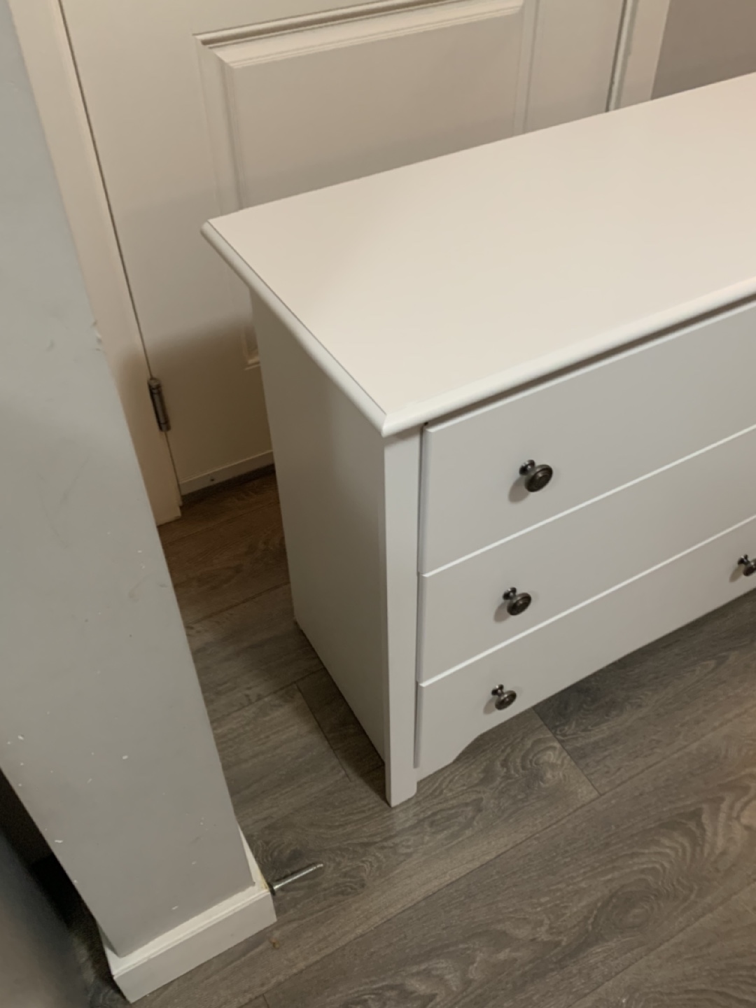 White Six-Drawer Dresser - photo 4