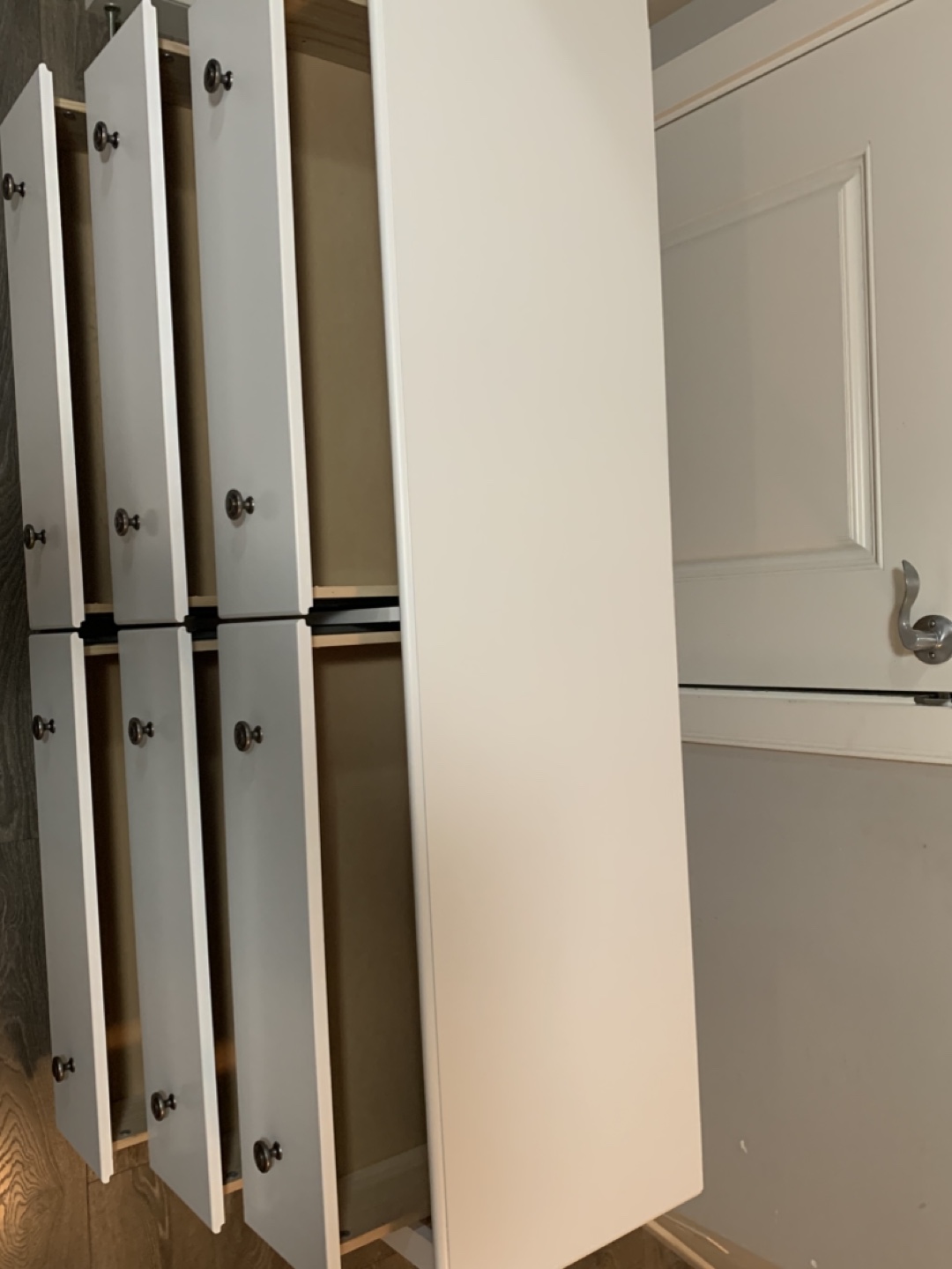 White Six-Drawer Dresser - photo 5