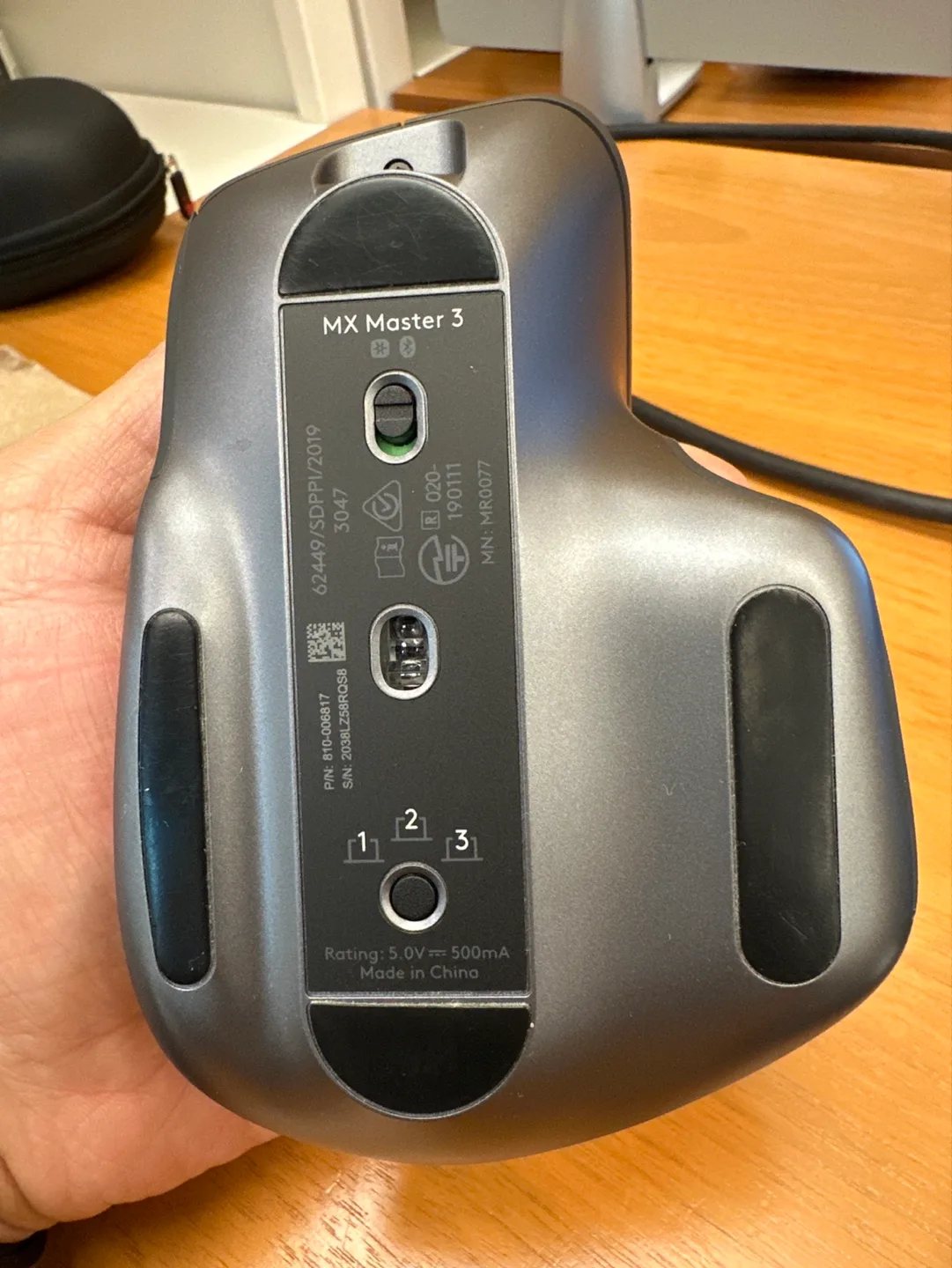 Logitech MX Master 3 Wireless Mouse image indicator(2)