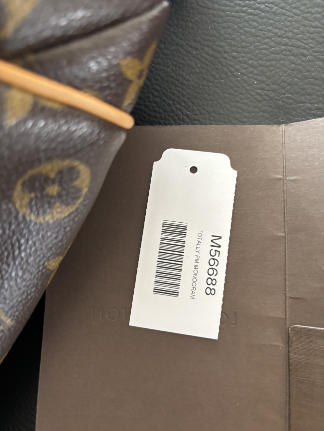 Louis Vuitton Monogram Canvas Handbag - photo 2