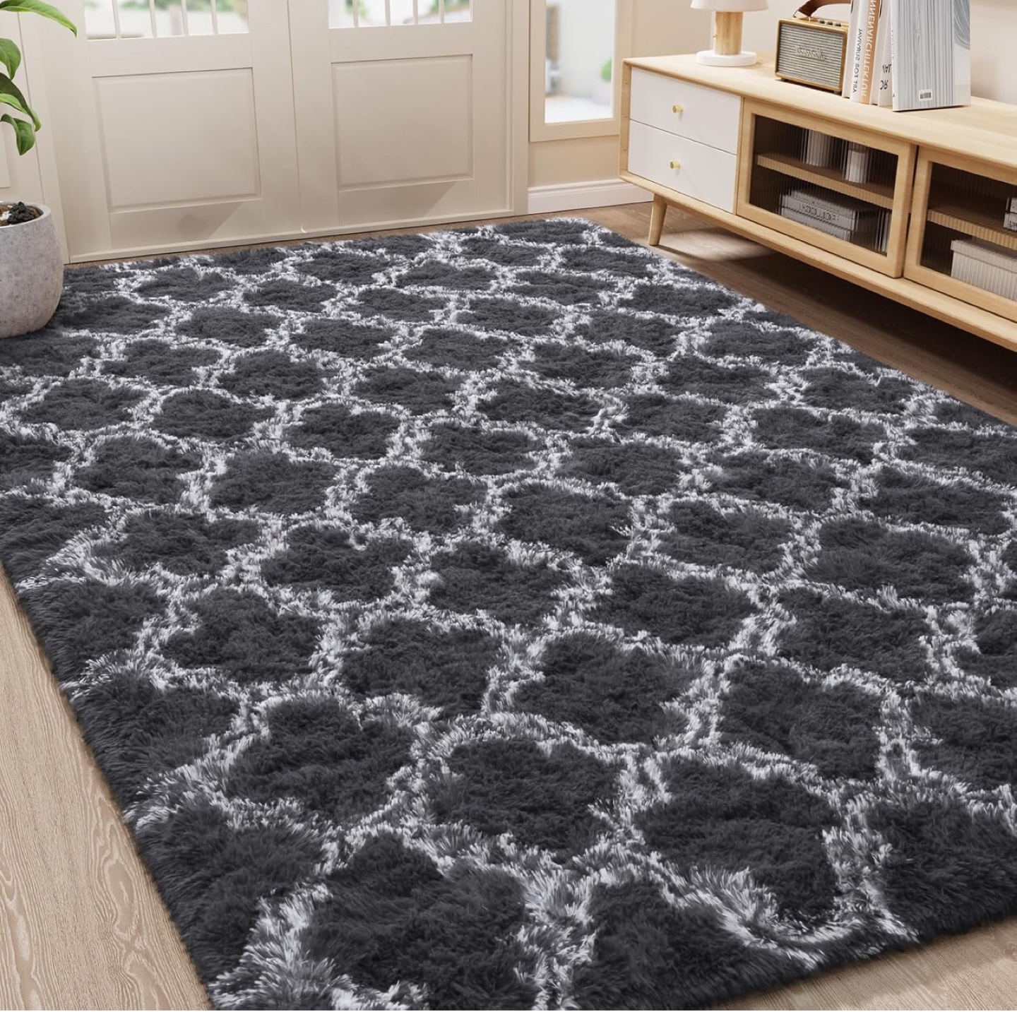 Dark Grey Shag Rug with White Pattern - photo 3