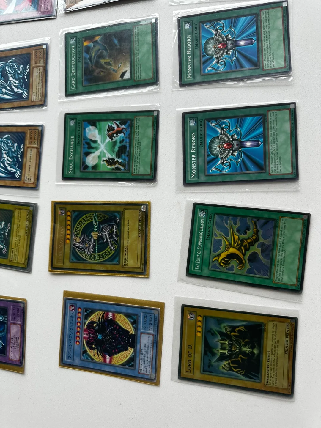 Yu-Gi-Oh! Trading Card collection,  Including Rare Blue-Eyes image indicator(4)