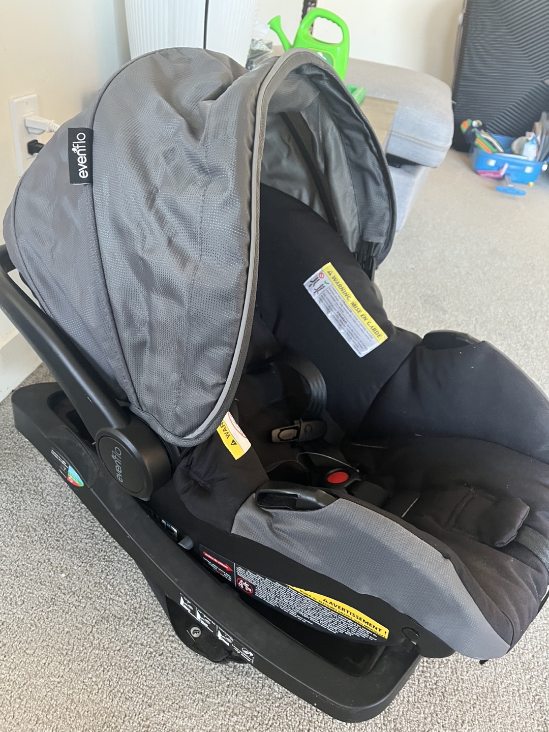 New 2029 expiry Evenflo LiteMax 35 Infant Car Seat
