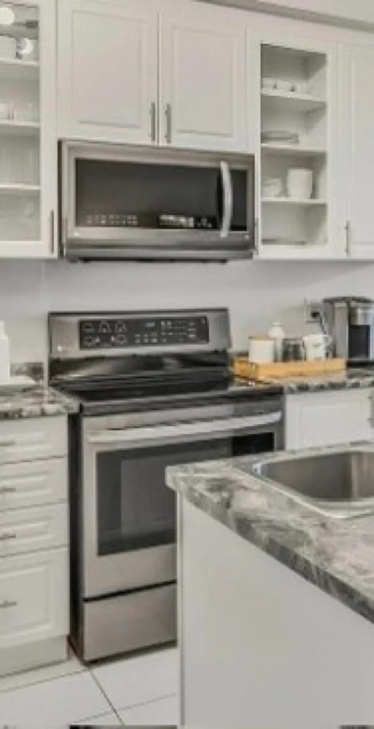 LG Electric Range - Stainless Steel thumbnail