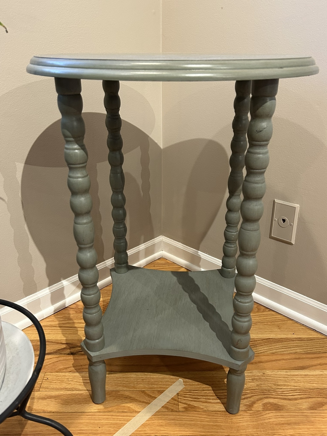 Charming Sage Green Round End Table - photo 3