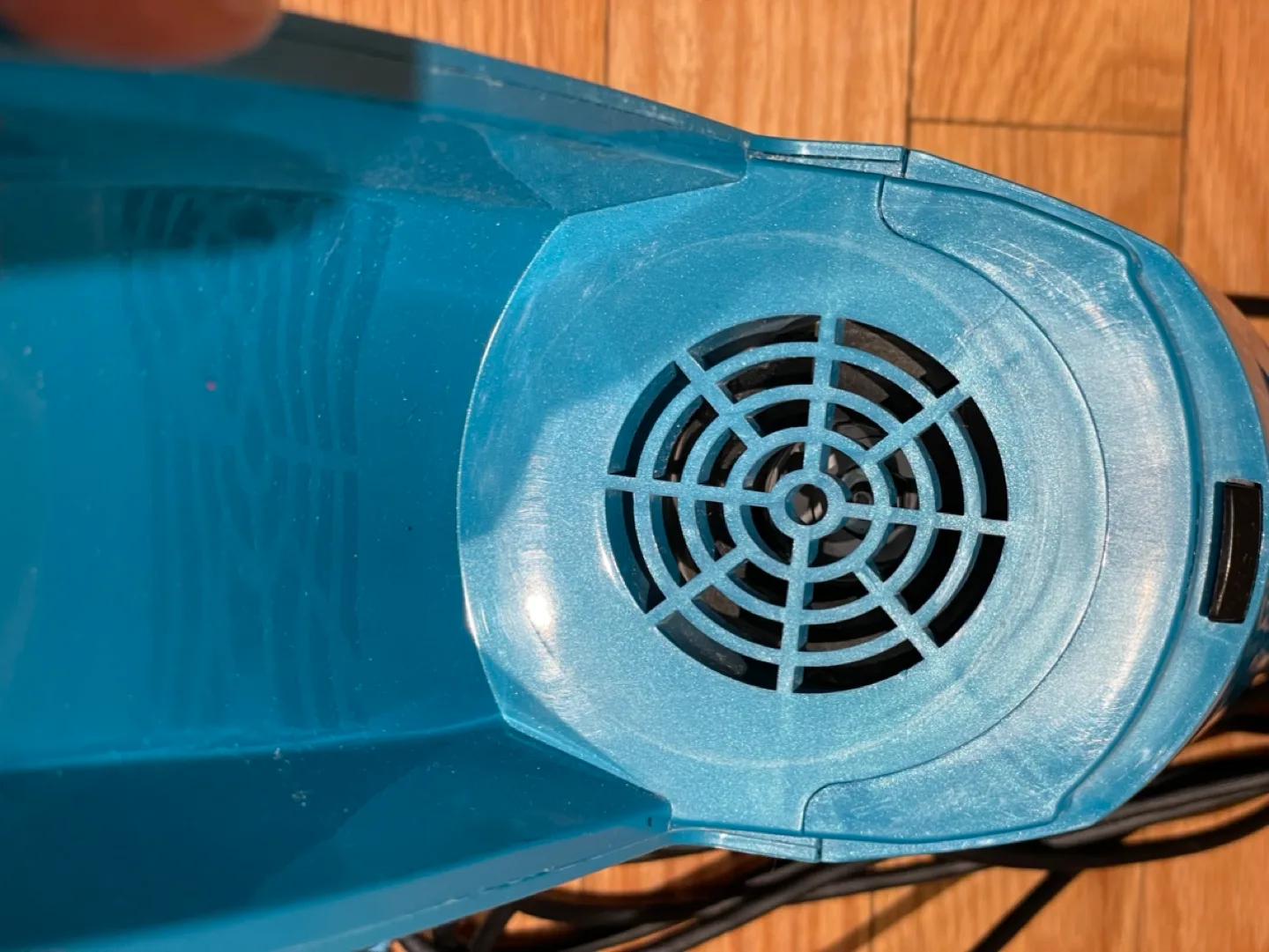 Bissell Featherweight Turbo Stick Vacuum image indicator(8)