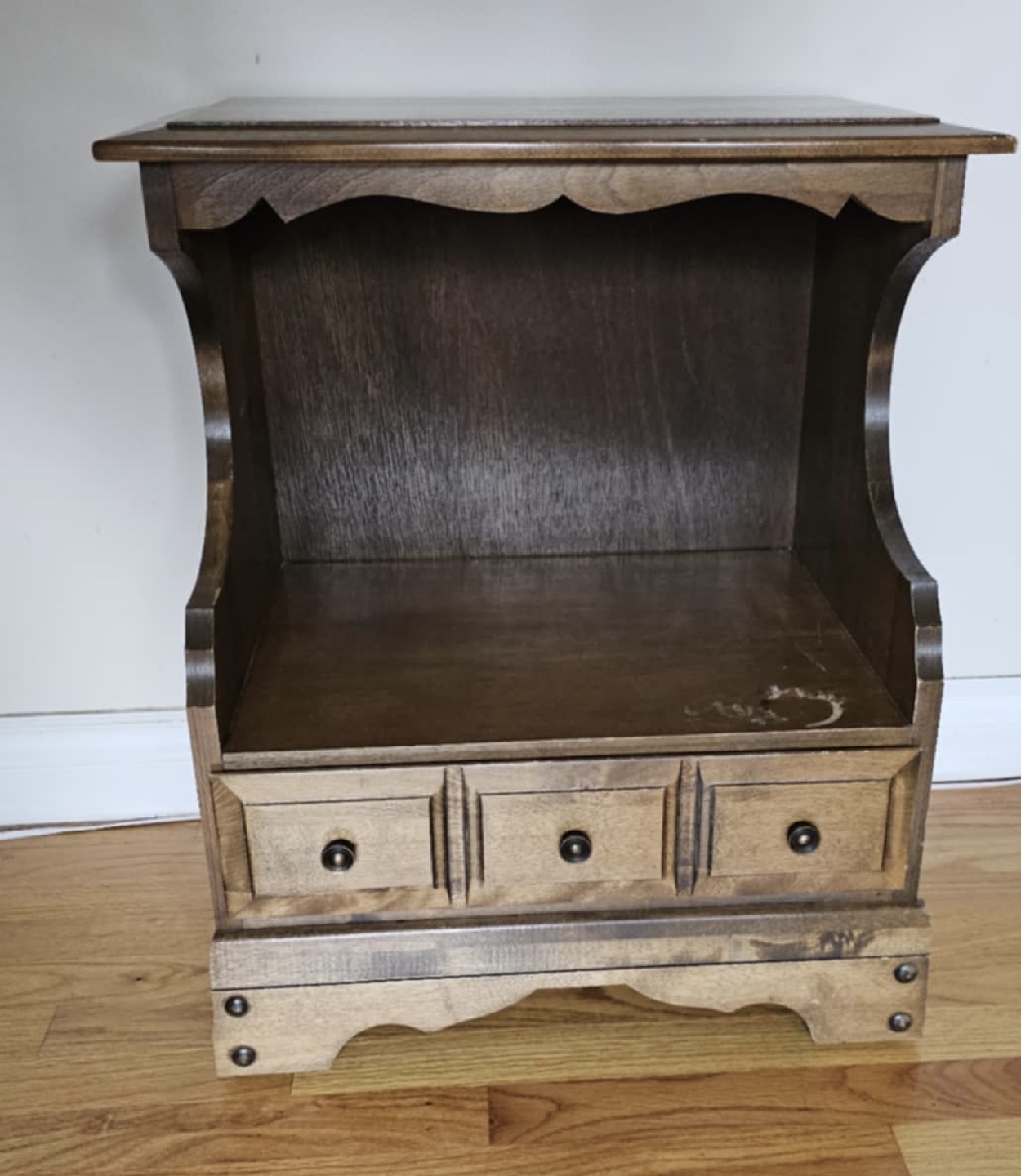 Cute side table - photo 2