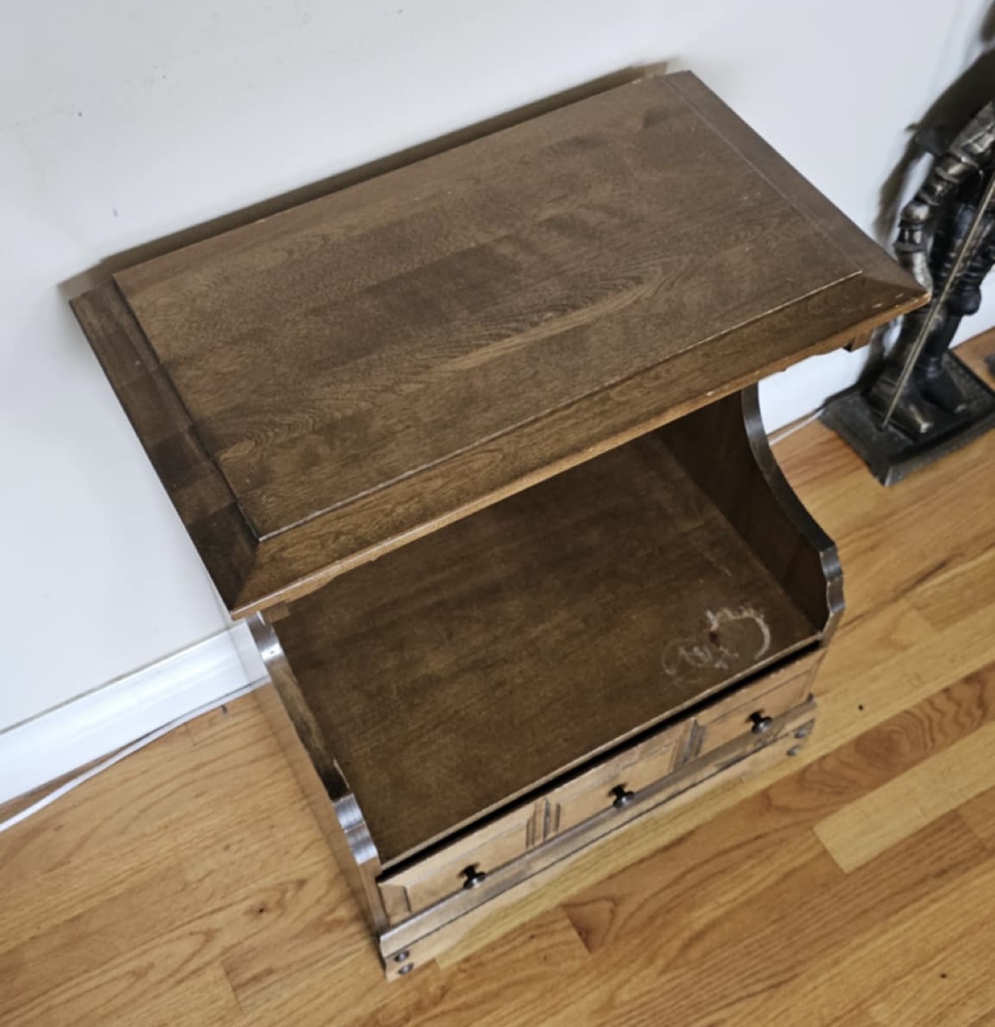 Cute side table - photo 3