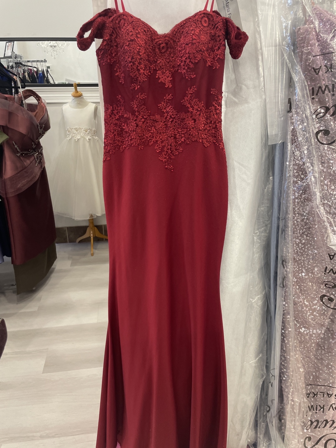Gorgeous Burgundy Lace Mermaid Prom Dress