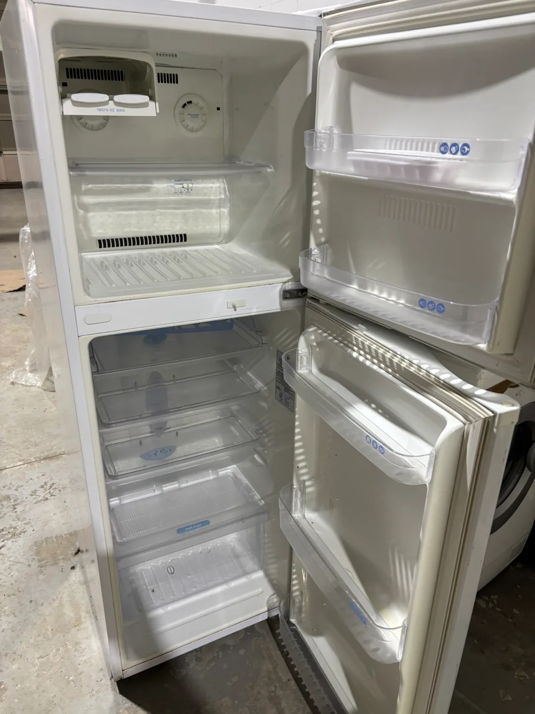 LG Top Freezer Refrigerator image indicator(2)