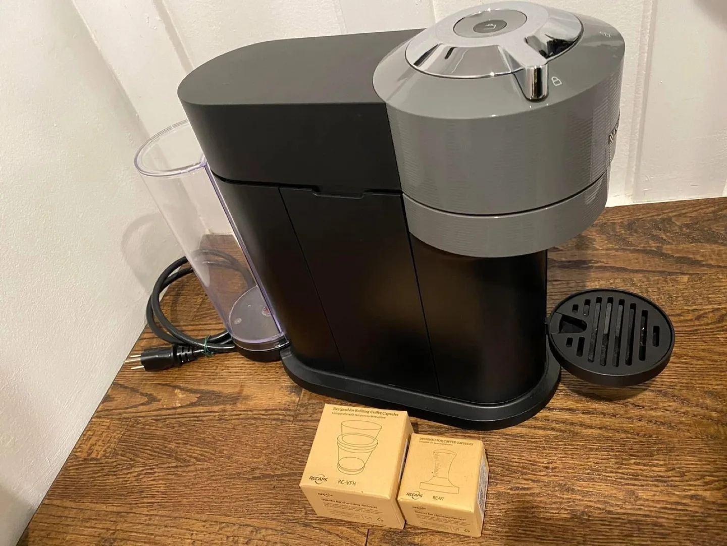 Nesspresso Machine with Milk frother (not in picture) thumbnail