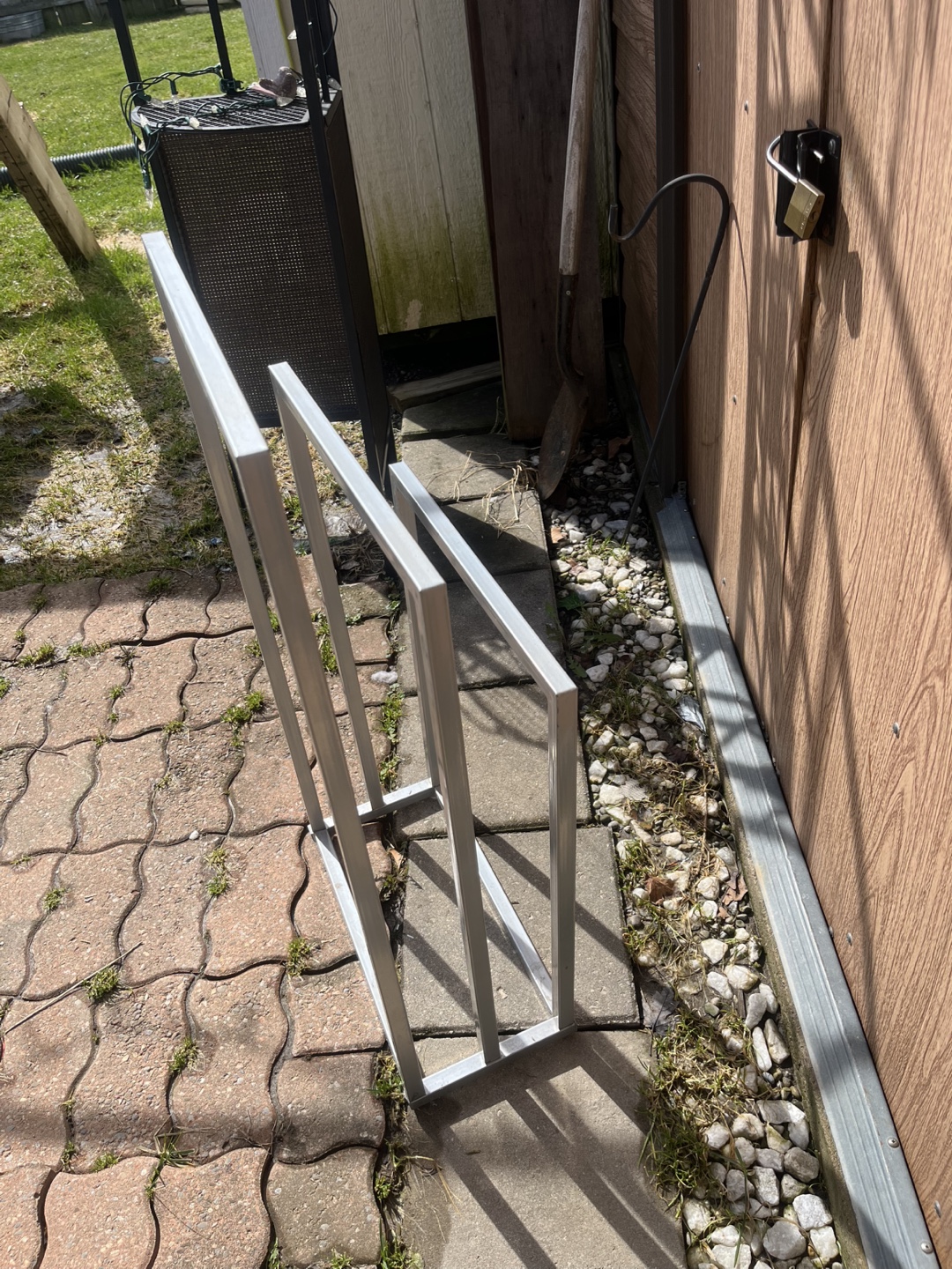 Metal Towel Rack Organizer - photo 2