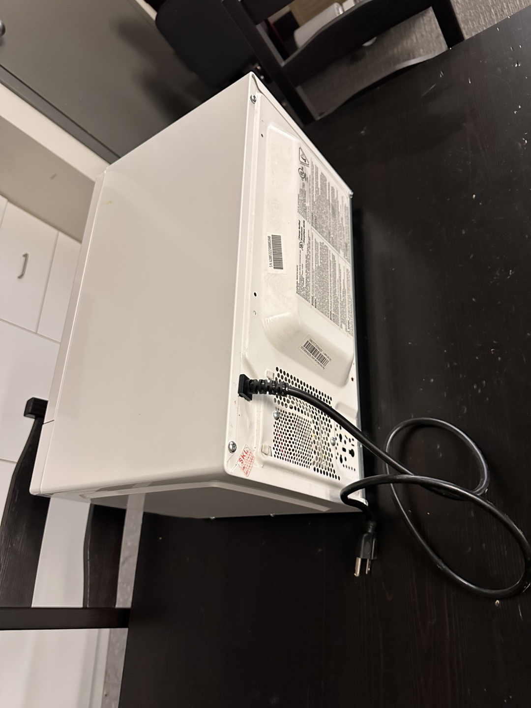 RCA 0.7 Cu. Ft. Microwave - photo 4