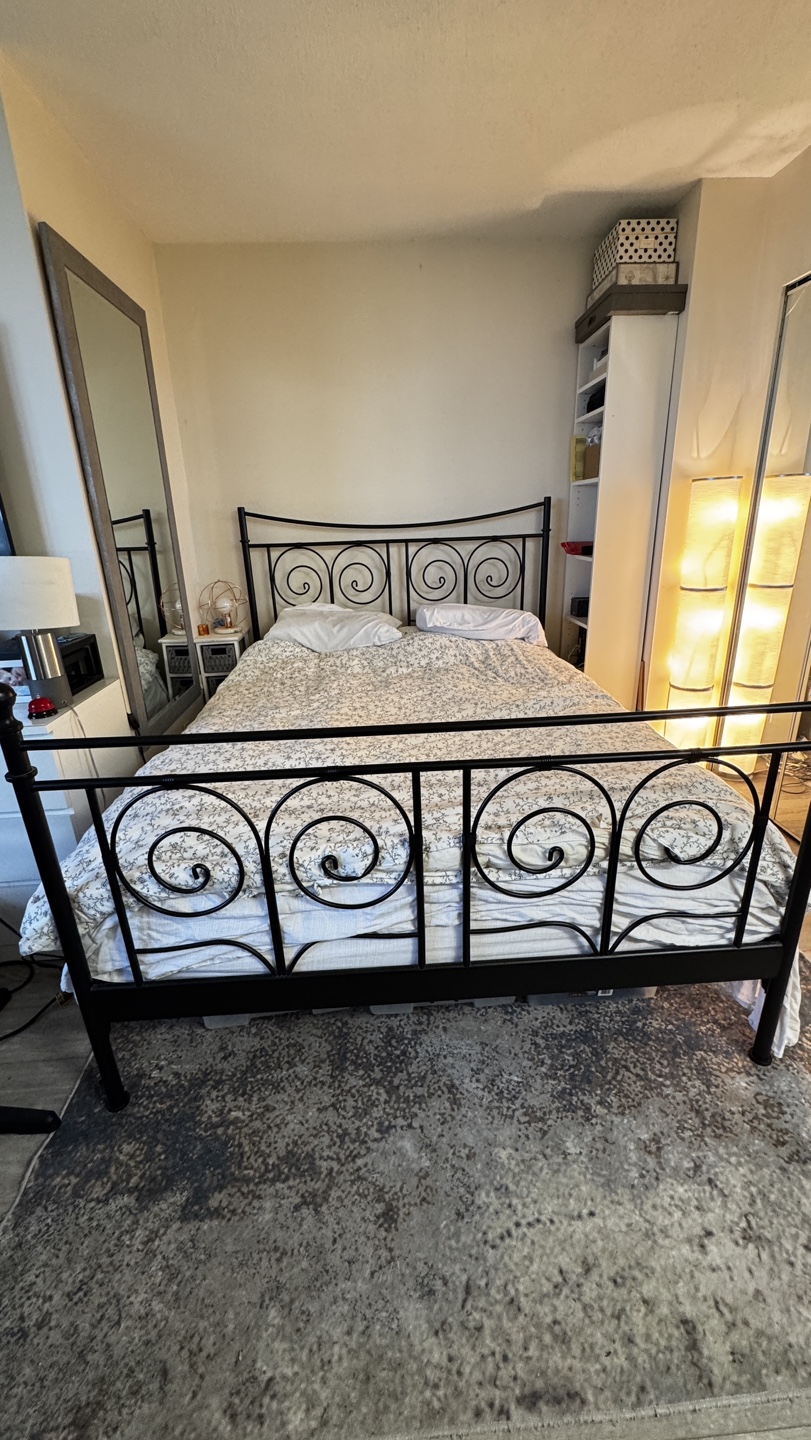 Queen Metal Bed Frame - photo 2