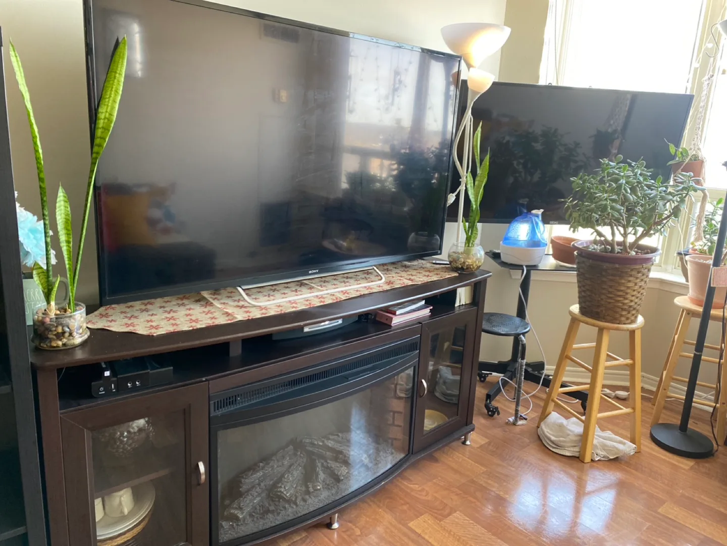 Sony TV and Entertainment Centre thumbnail