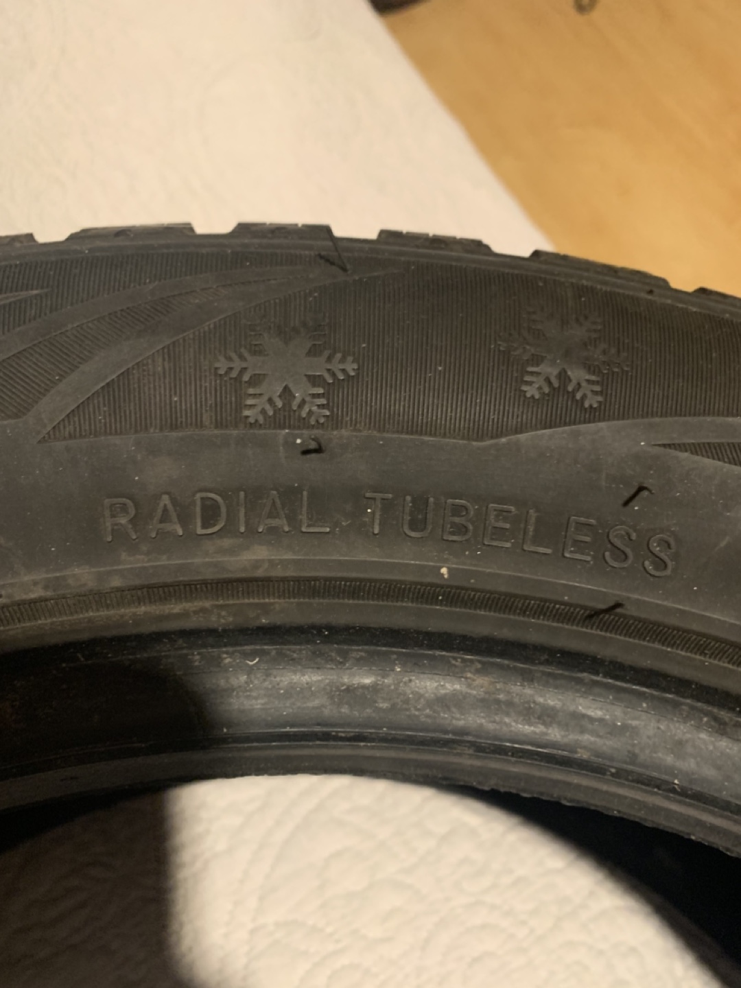 Used CERES 215/55R17 94T Winter Tires - photo 3