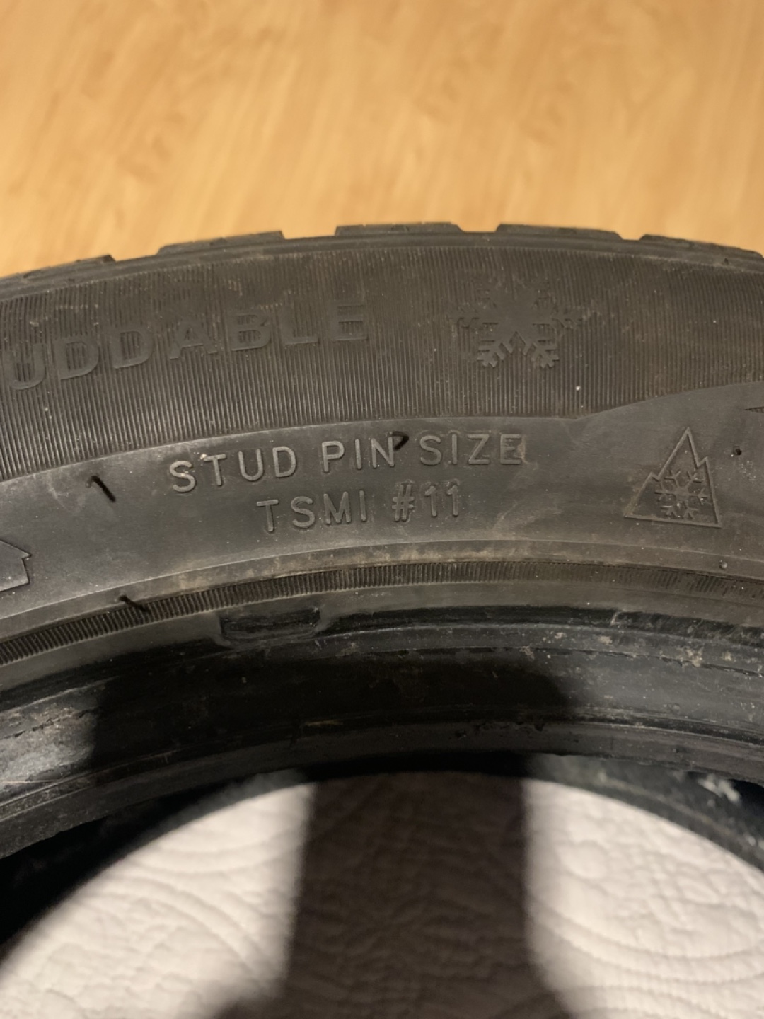 Used CERES 215/55R17 94T Winter Tires - photo 4