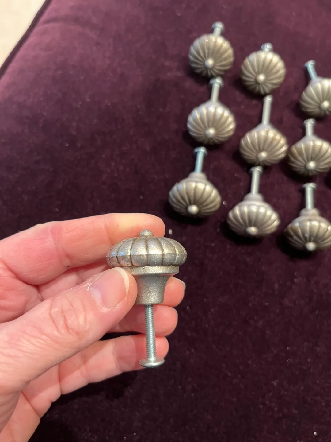 Set of 11 Silver Knob Handles image indicator(2)