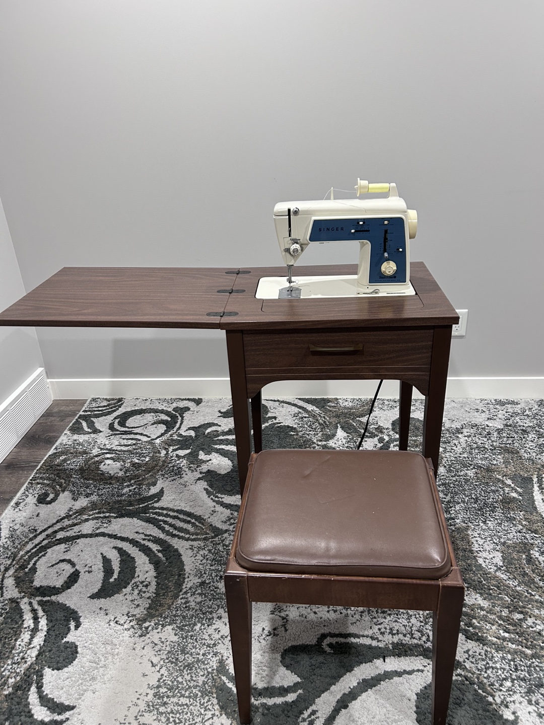 Vintage Singer Sewing Machine with Cabinet and Stool - photo 2