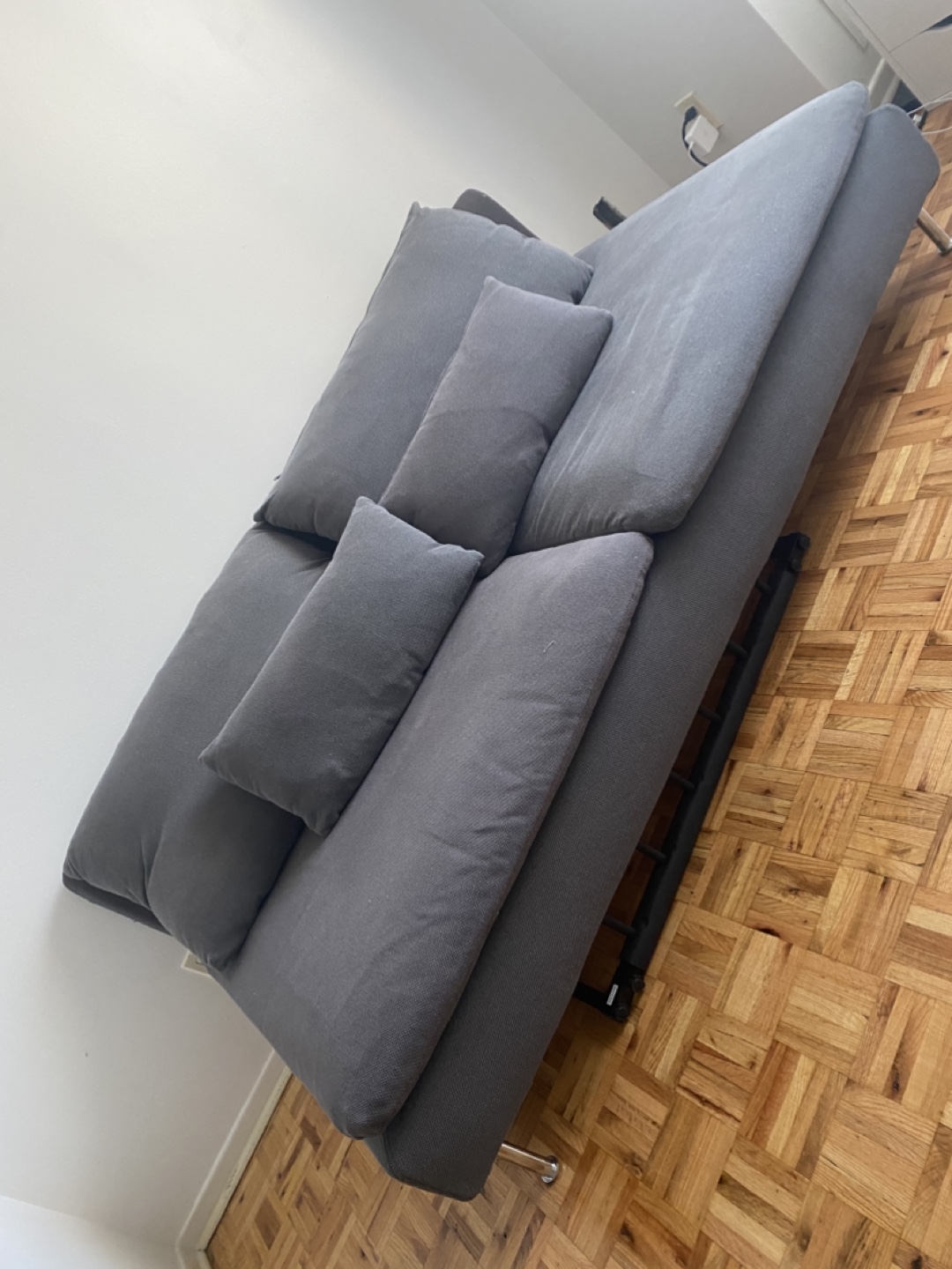Ikea souderham love couch - photo 2