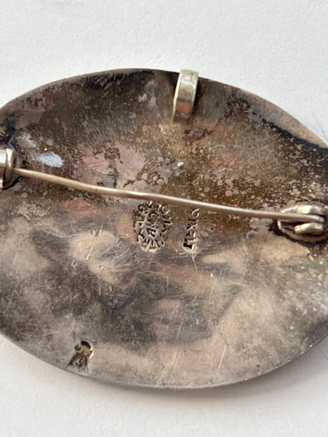 Vintage Sterling Silver Mexican Brooch image indicator(3)