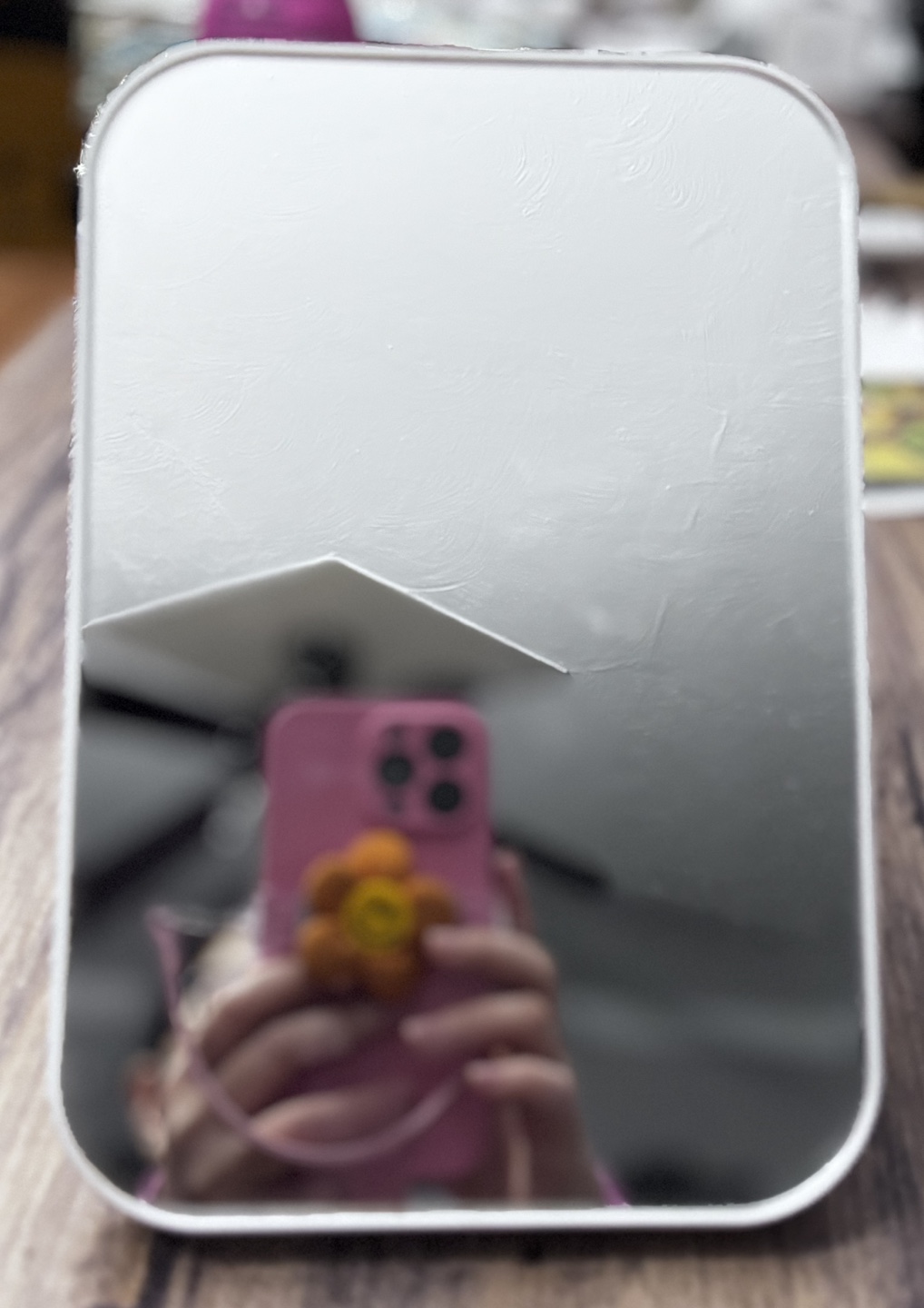 White Framed Handheld Mirror - photo 3