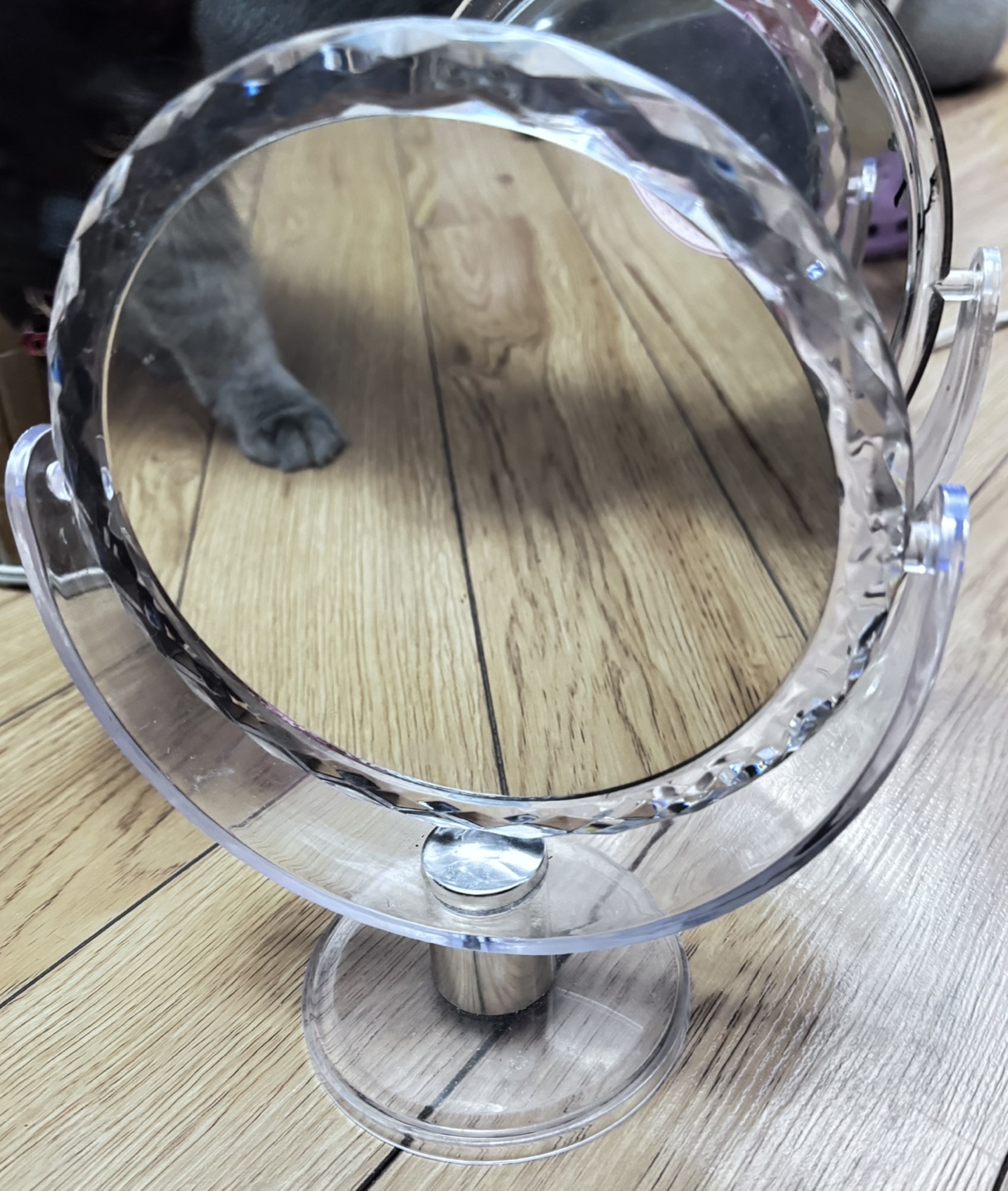 Clear Acrylic Vanity Mirror - photo 2