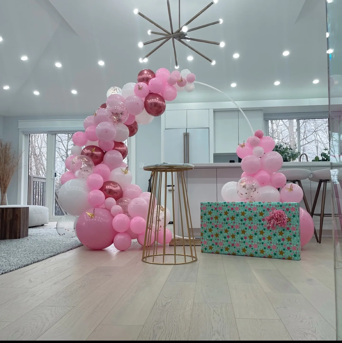 Gold Metal & Marble Top Side Table image indicator(2)