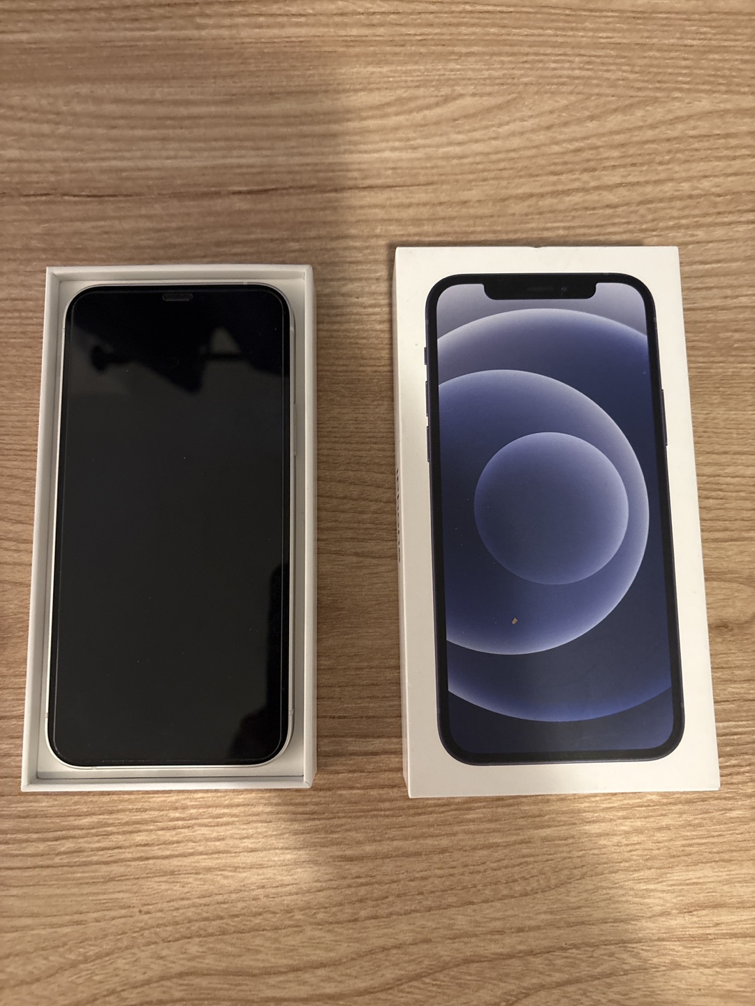 iPhone 12 White 64GB - New/Like New - photo 4