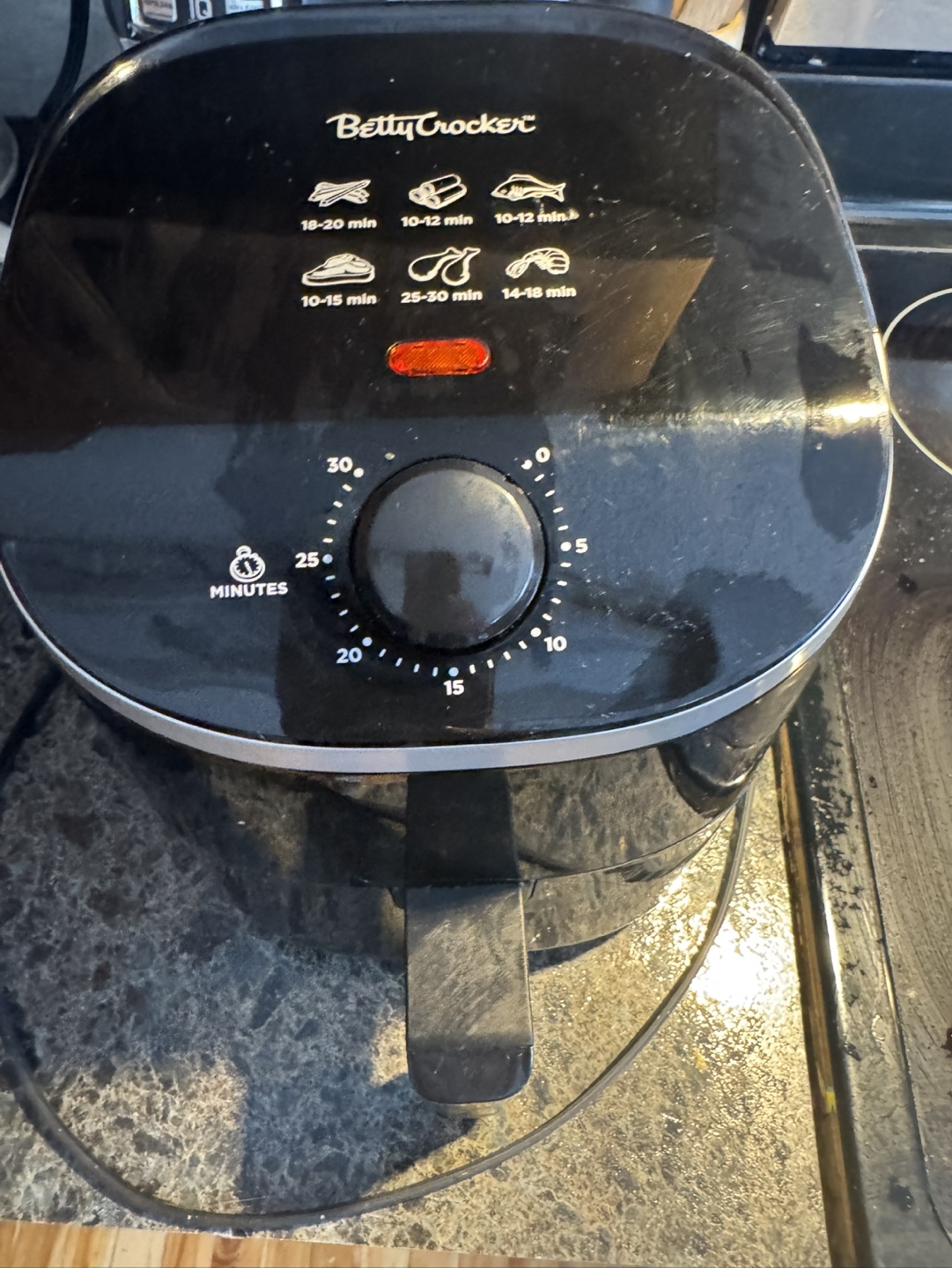 Betty Crocker Air Fryer - photo 2