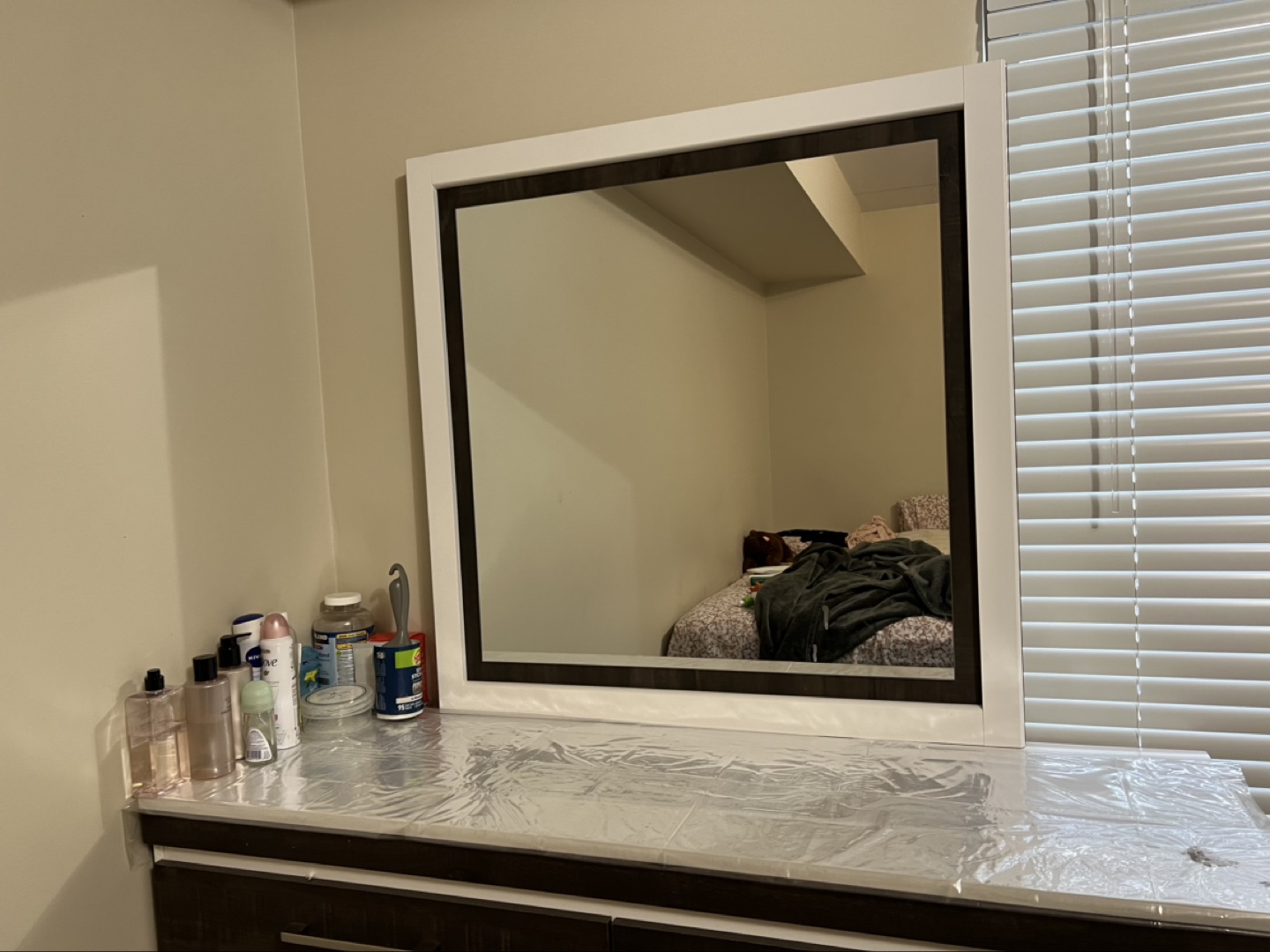 Modern dresser with mirror - photo 2