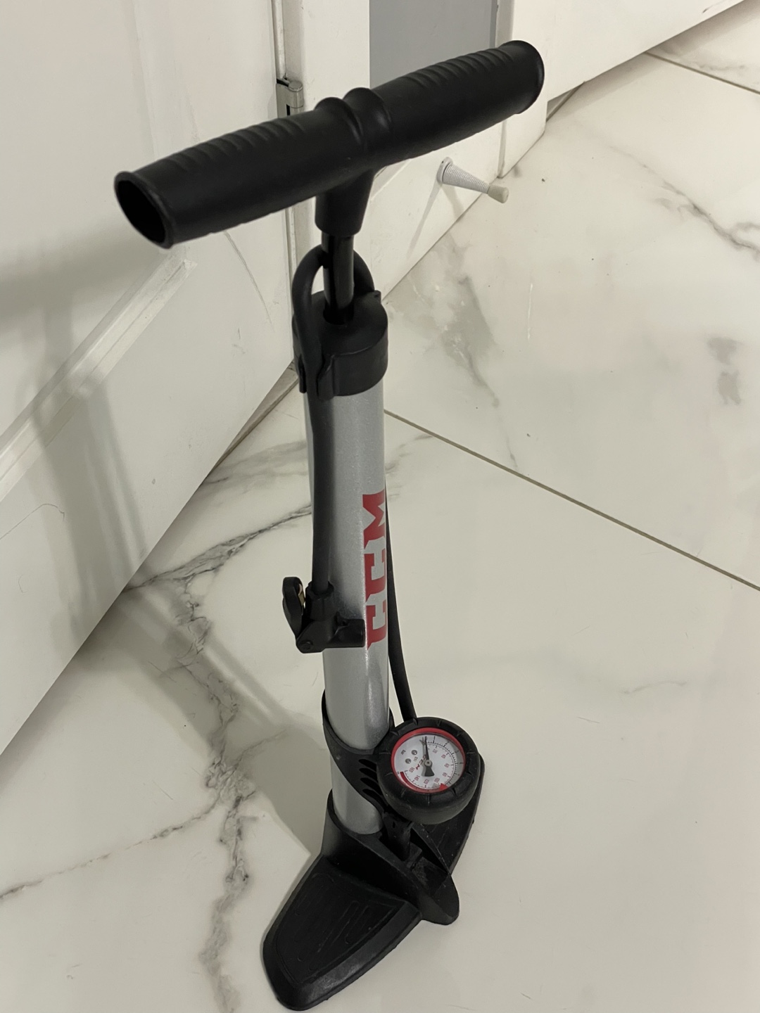 CCM Bike Pump with Gauge - photo 2