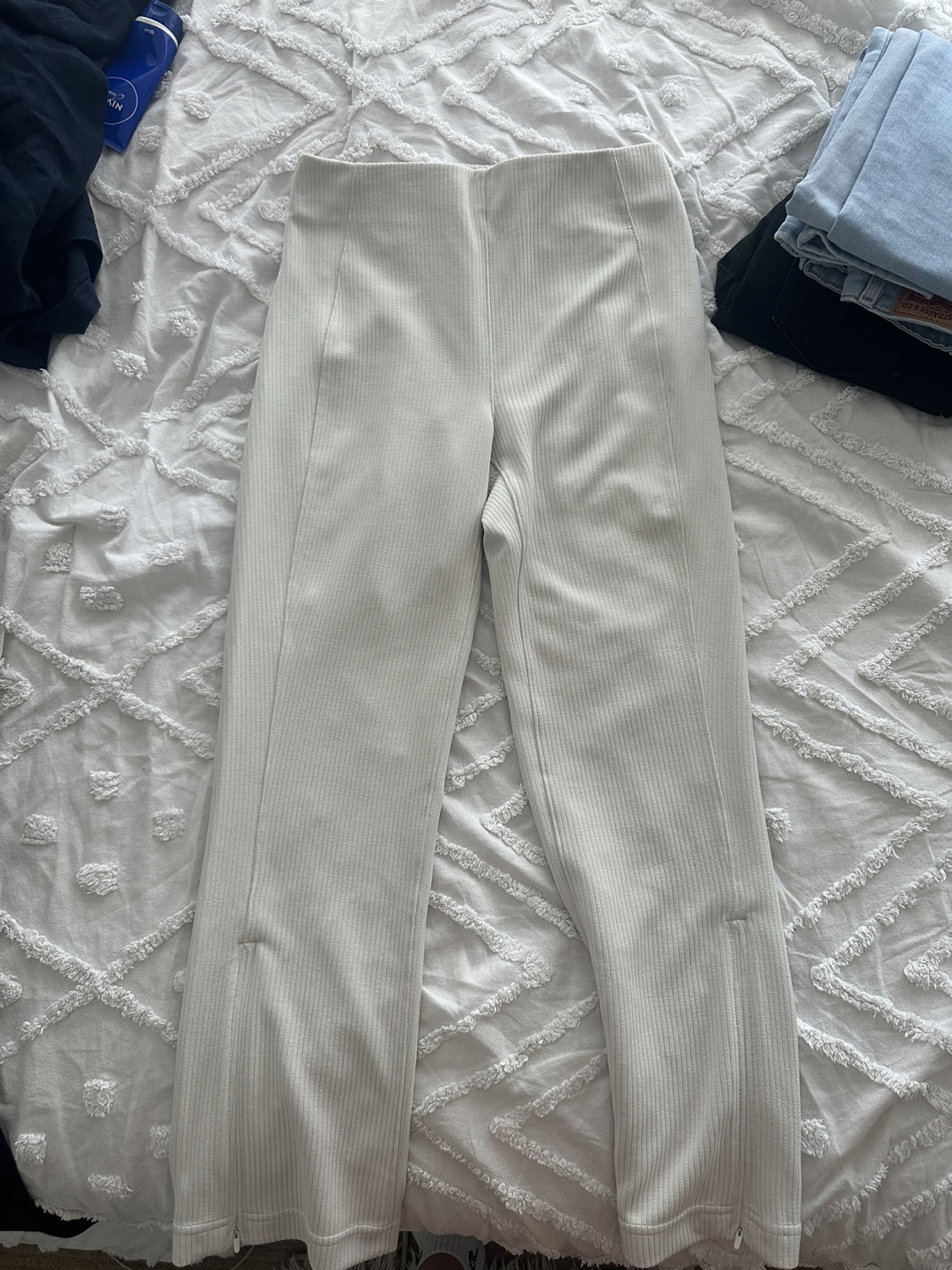 Lululemon Align™ High-Rise Ribbed Leggings - Size 4 - photo 3