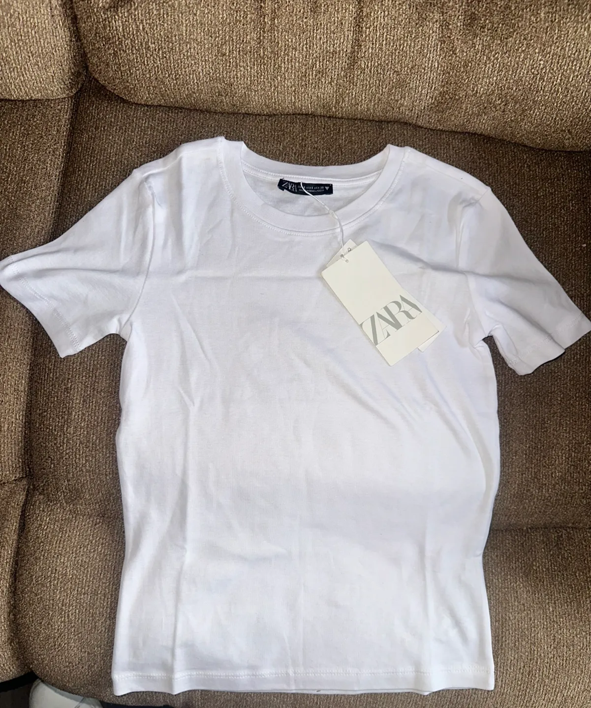 Zara Women's Small Black and White T-Shirt Bundle image indicator(4)