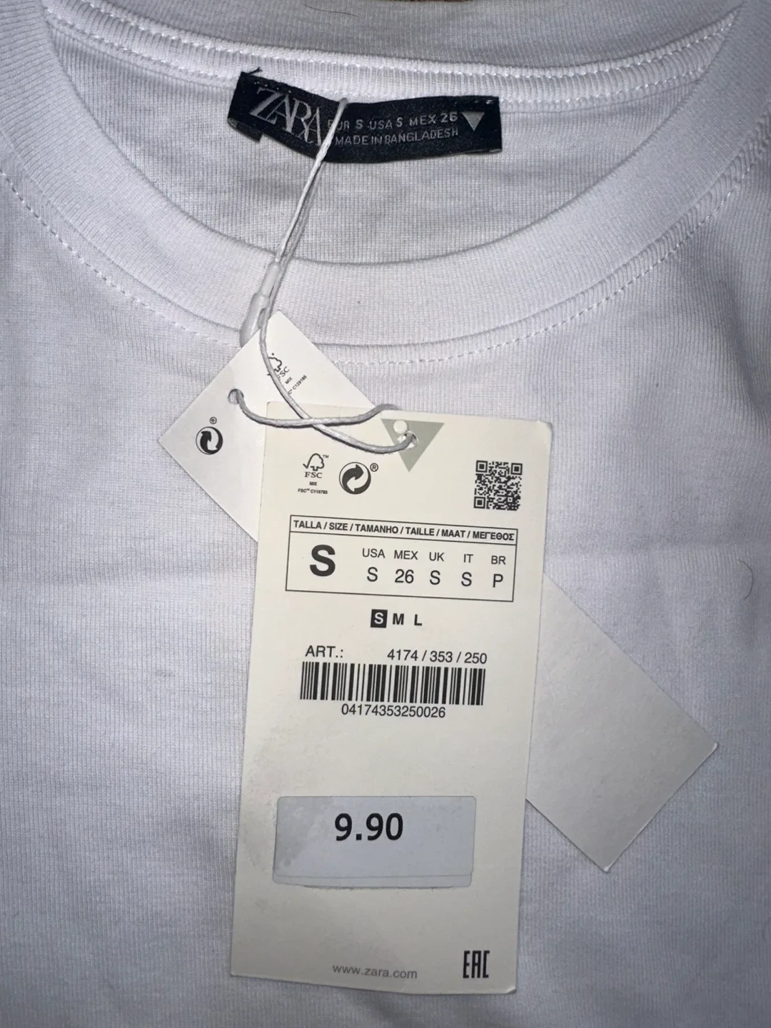 Zara Women's Small Black and White T-Shirt Bundle image indicator(5)