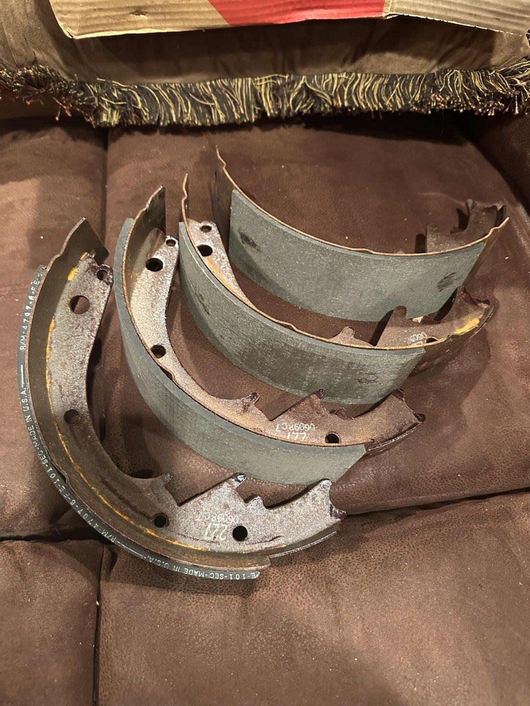 Vintage Raybestos Raymold 227-RP Bonded Brake Shoes - photo 2