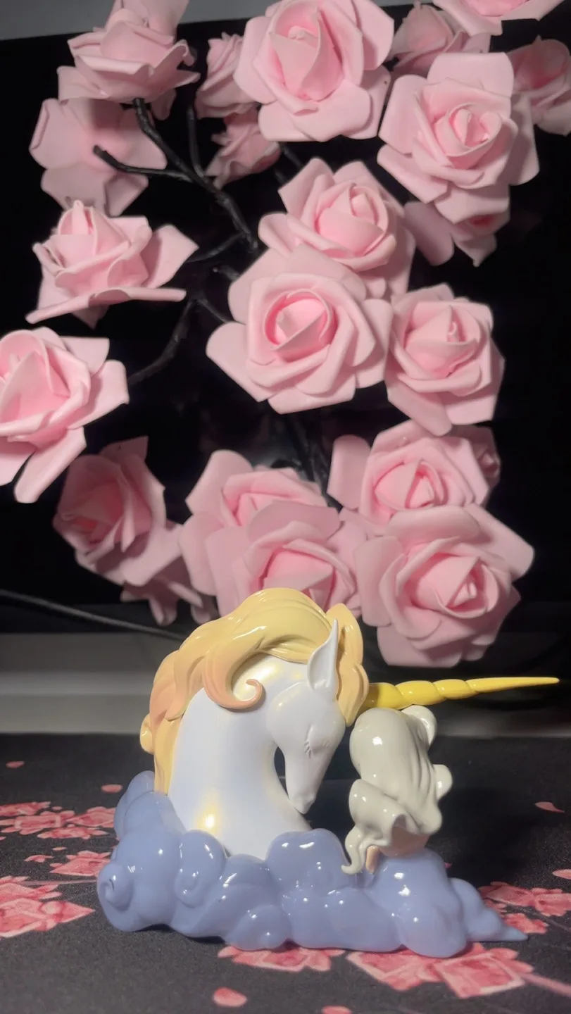 Dreamland Elves Unicorn Figurine image indicator(2)