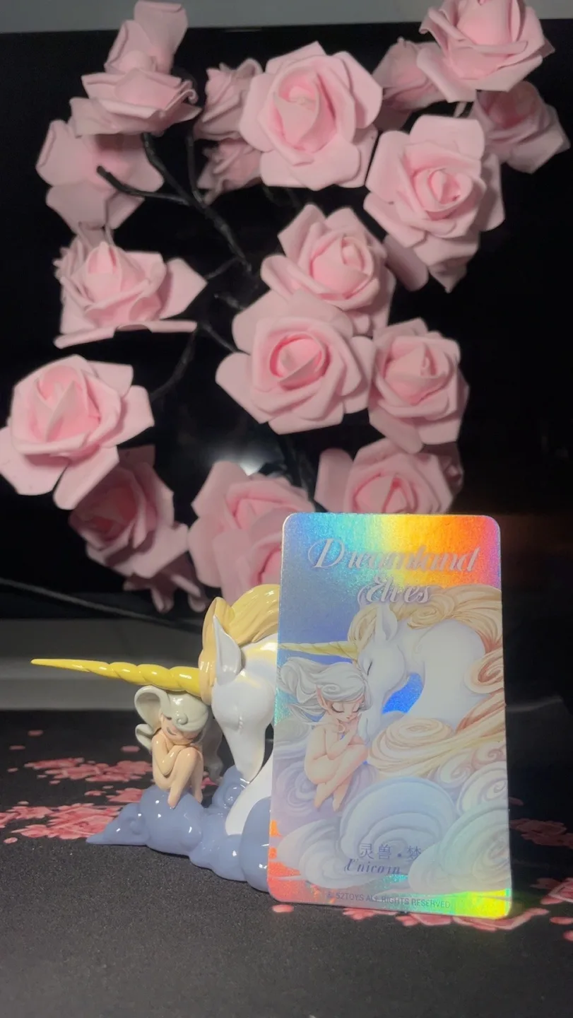 Dreamland Elves Unicorn Figurine image indicator(3)