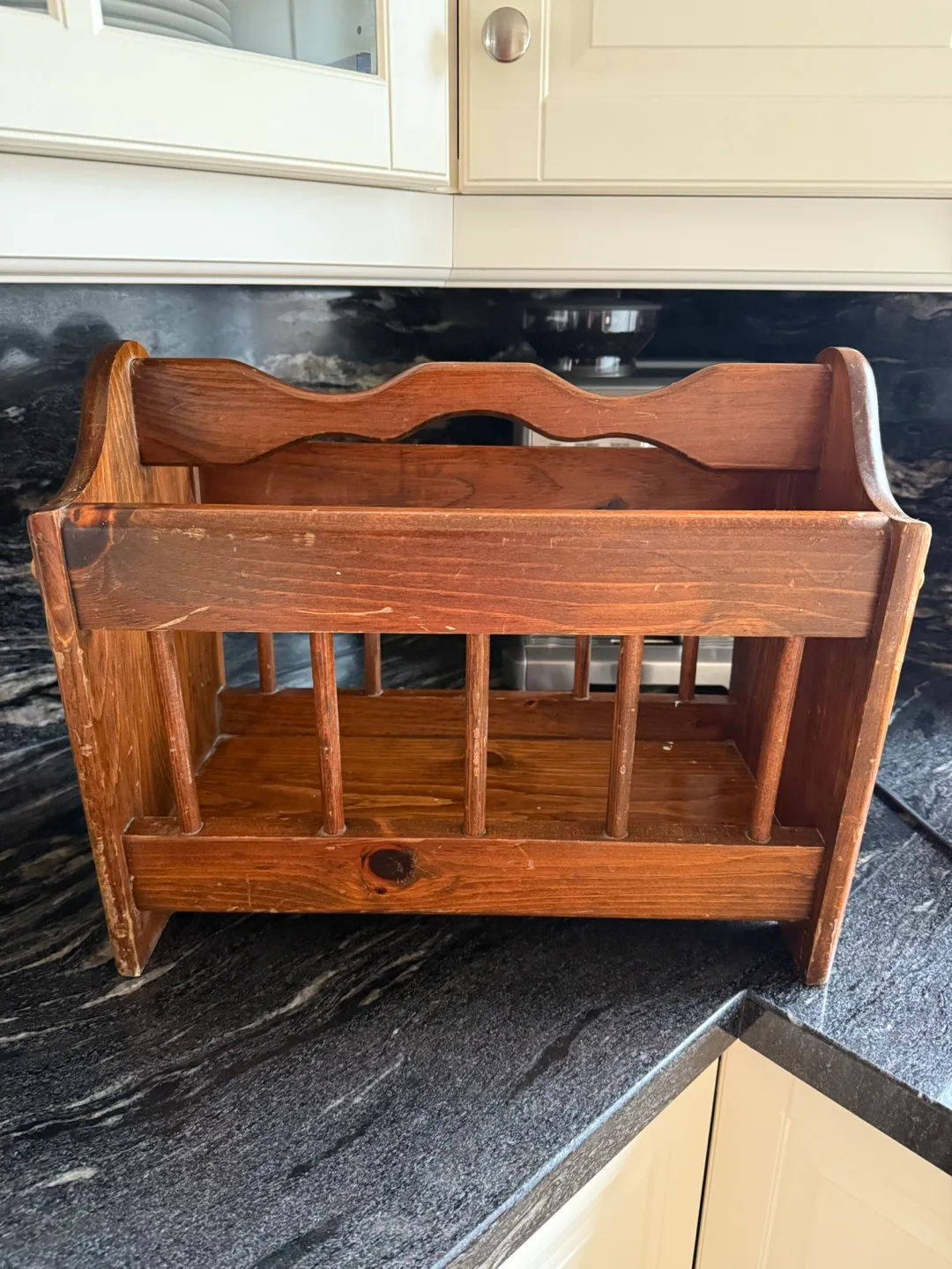 Vintage solid wood magazine rack image indicator(2)