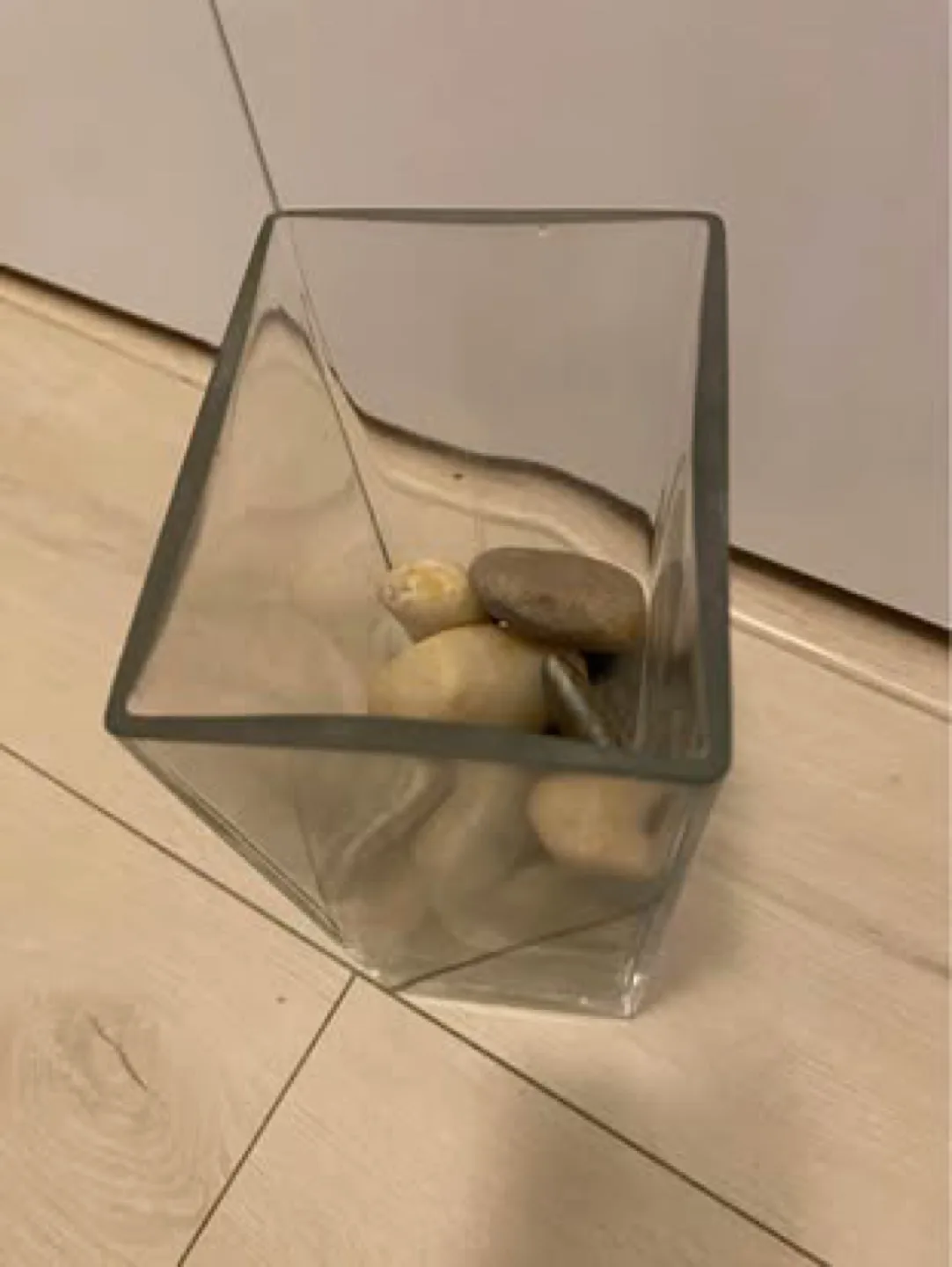 Tall Clear Glass Vase with Stones image indicator(3)