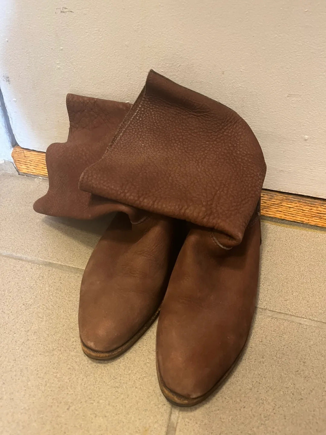 Roots Brown Leather Boots image indicator(4)