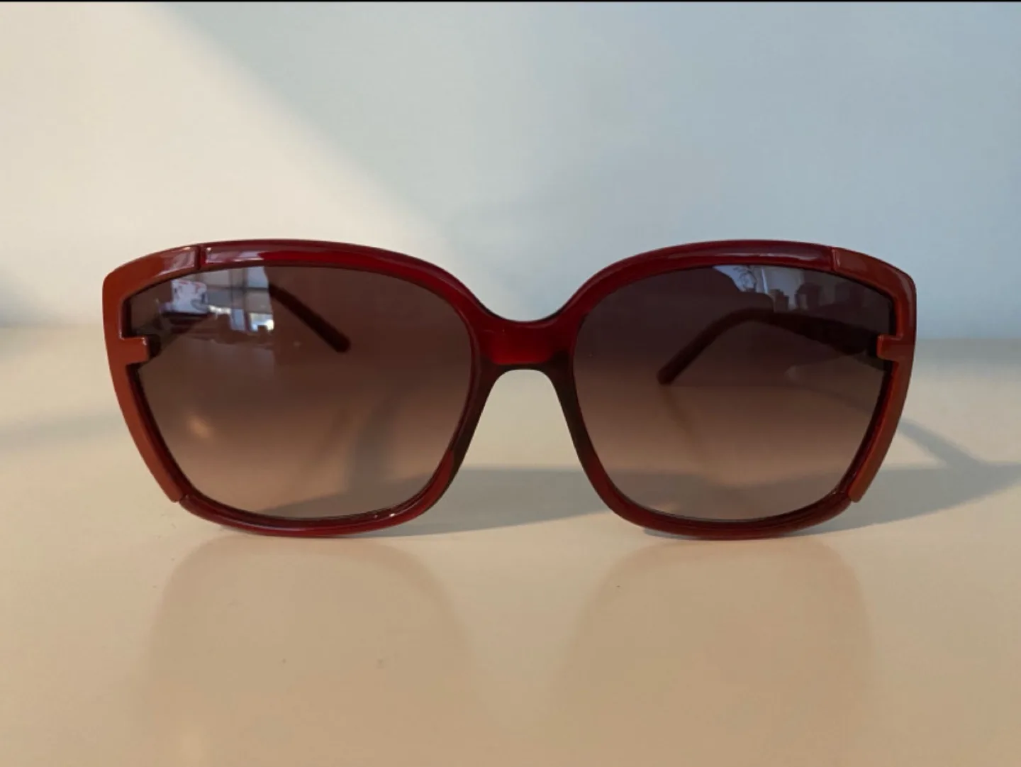 Fendi Red Square Sunglasses image indicator(2)