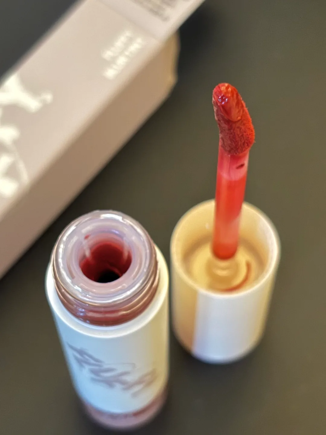 2aN Fluffy Blur Tint image indicator(2)