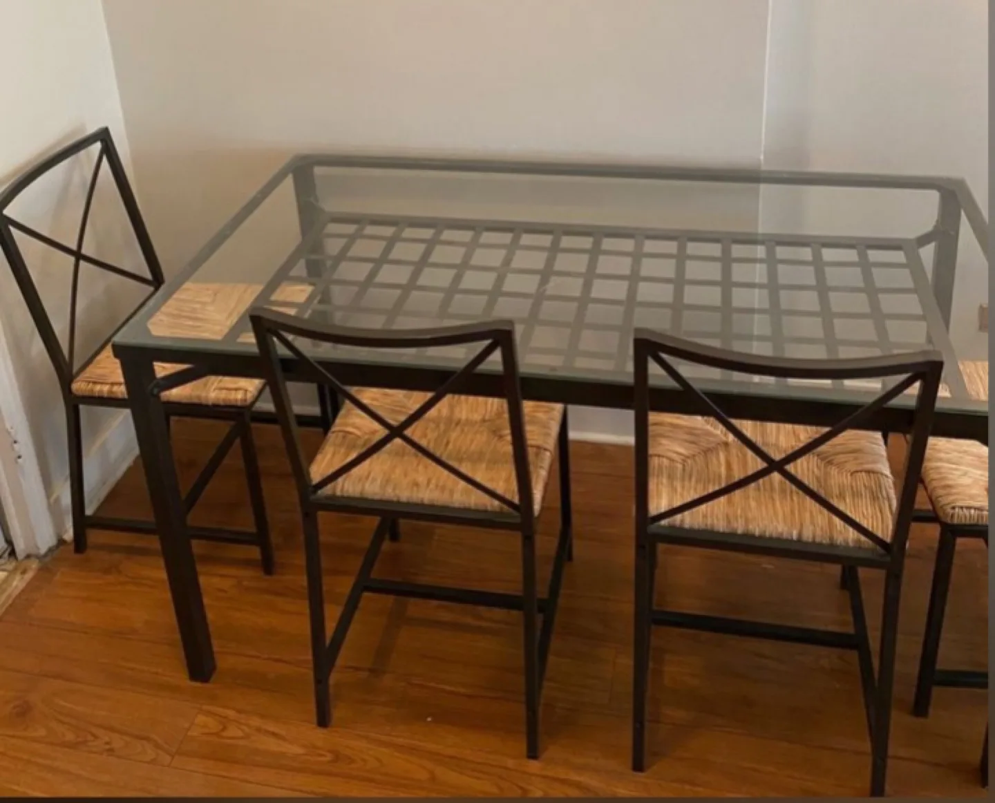 IKEA - Glass-top dining table with four chairs image indicator(2)