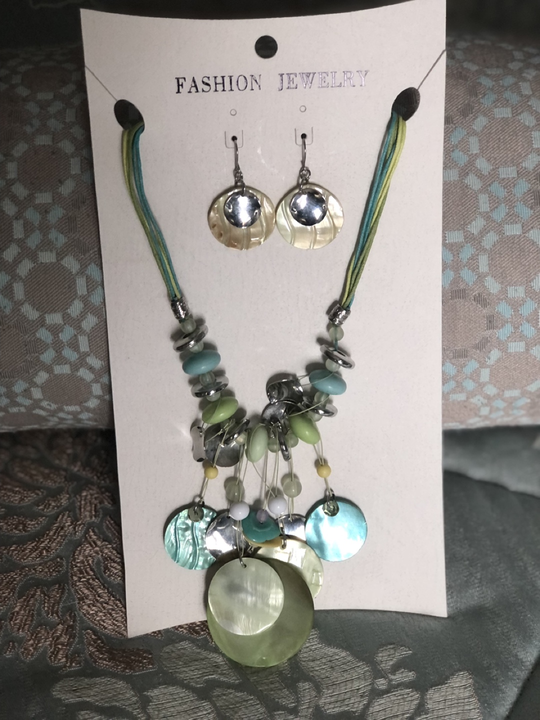 💚Pastel Beaded Necklace and Earring Sets (3)