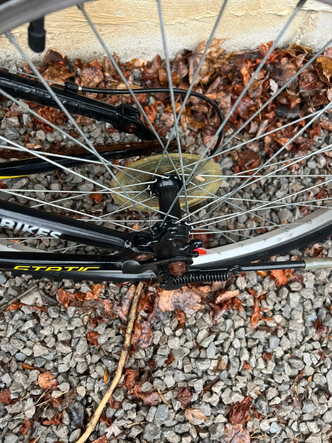 CCM Static Youth Mountain Bike image indicator(10)