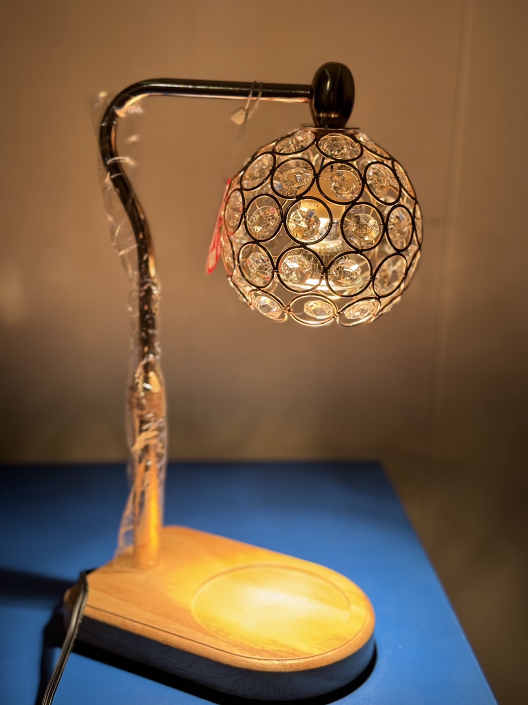 Elegant Crystal Ball Desk Lamp