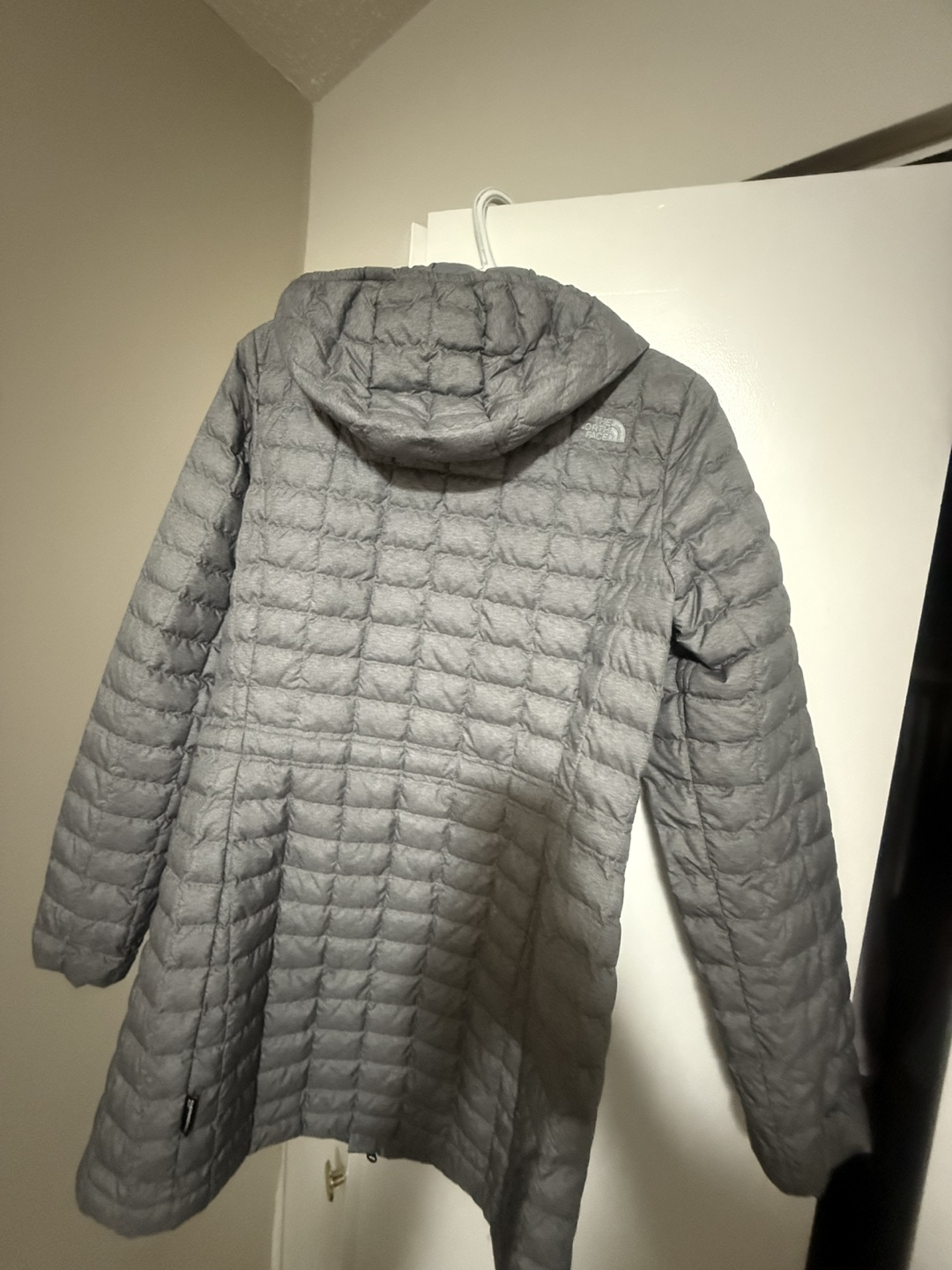The North Face Women's Grey Hooded Parka - Size Medium - photo 3