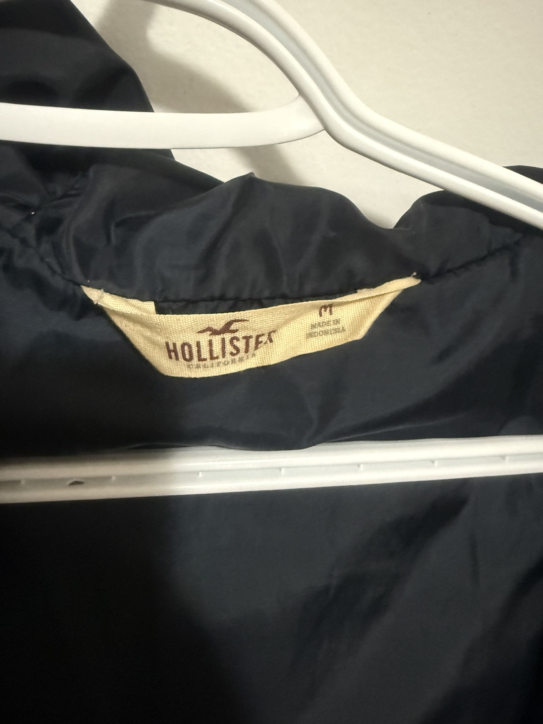 Hollister Black Puffer Jacket with Faux Fur Hood - photo 2