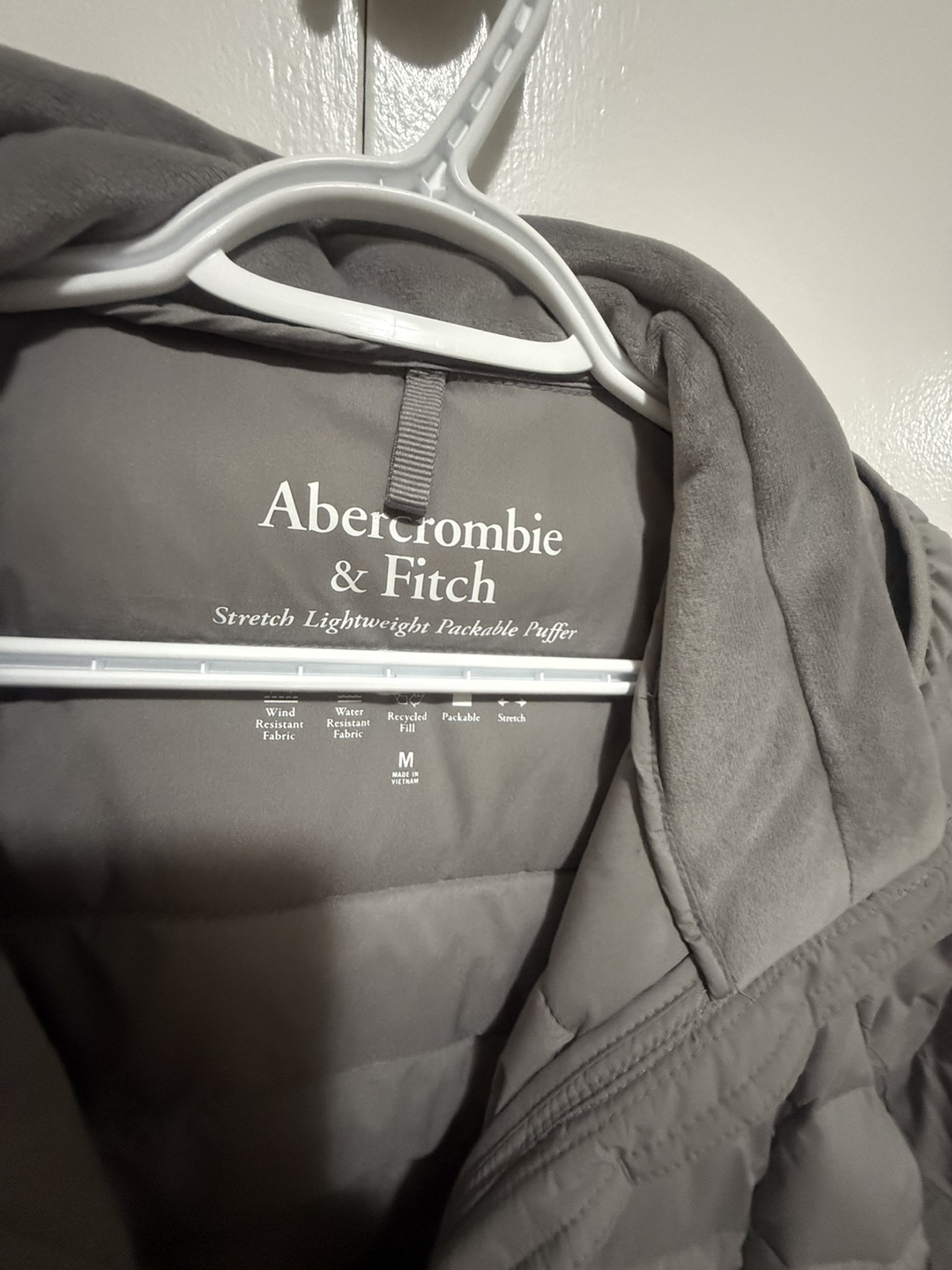Abercrombie & Fitch Grey Packable Puffer Jacket - Size M - photo 2